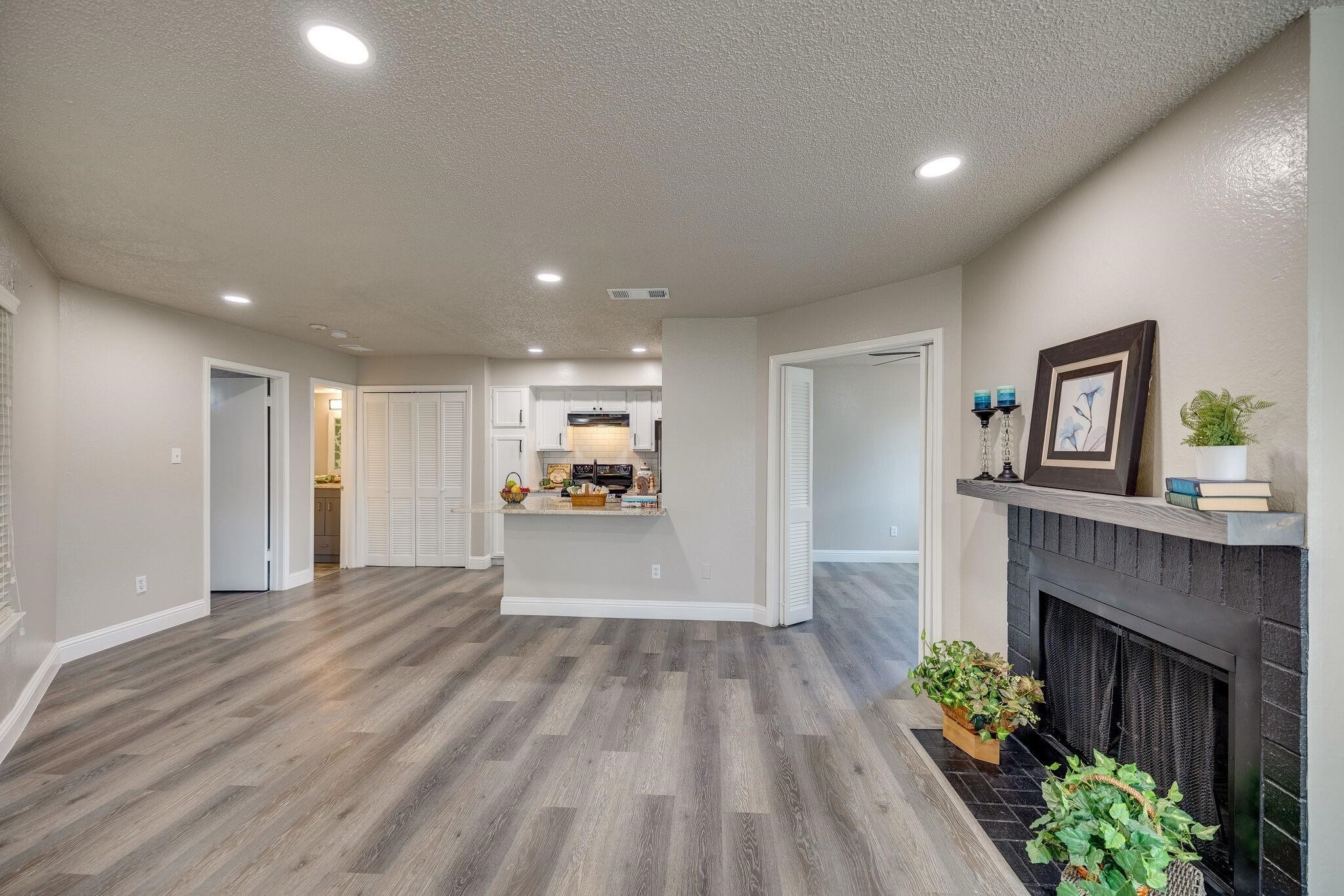 2304 Balsam Drive Arlington TX 76006