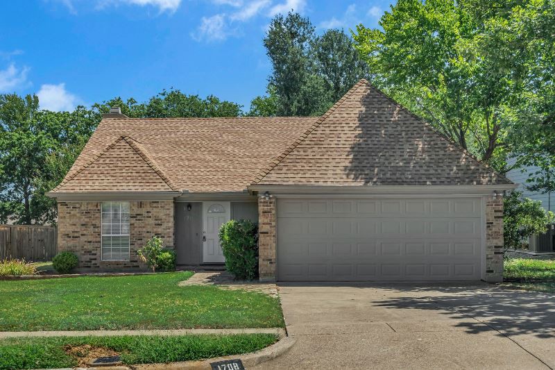 1708 Woodhollow Drive Euless TX 76039
