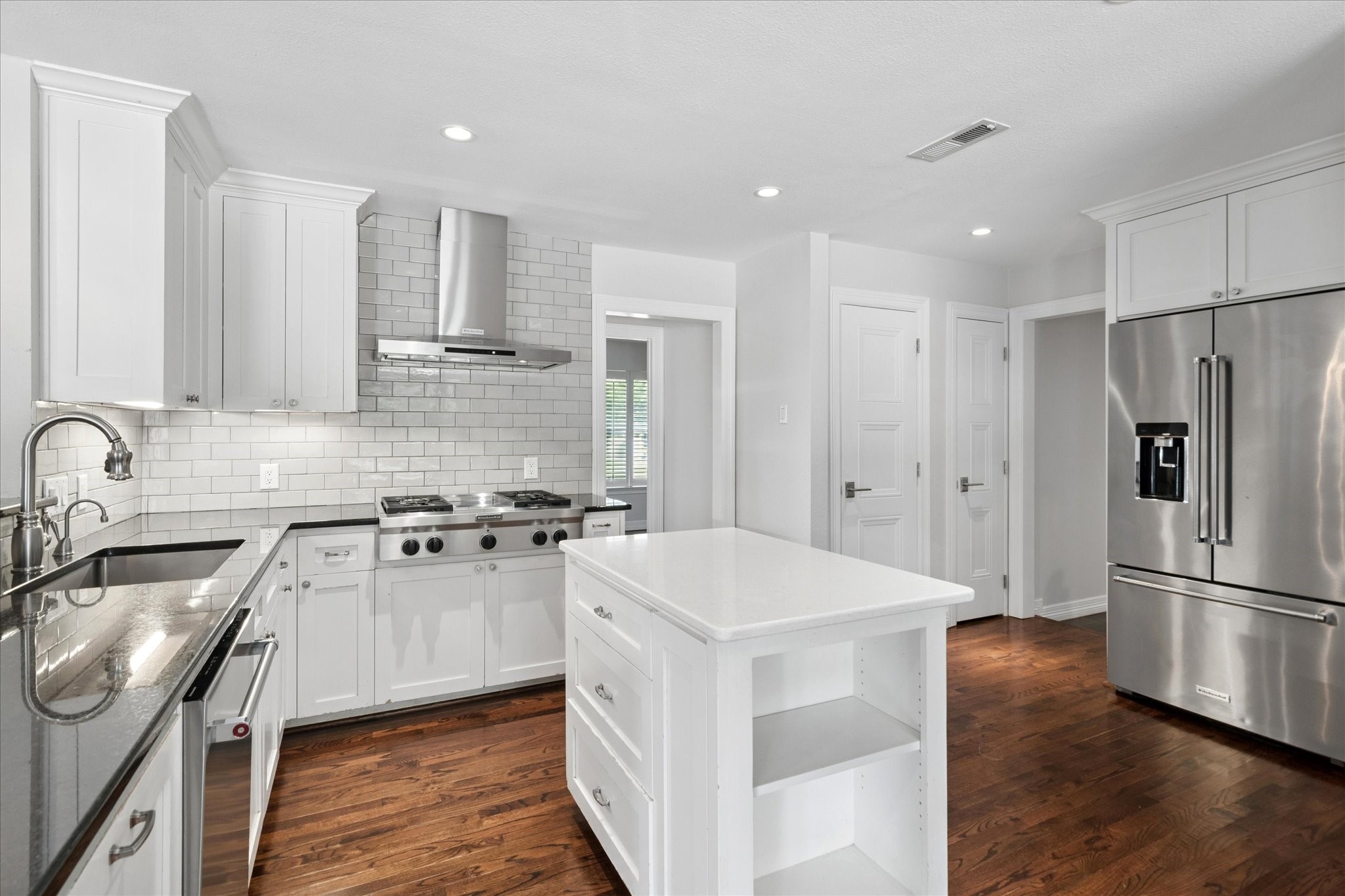 10918 Wonderland Trail Dallas TX 75229