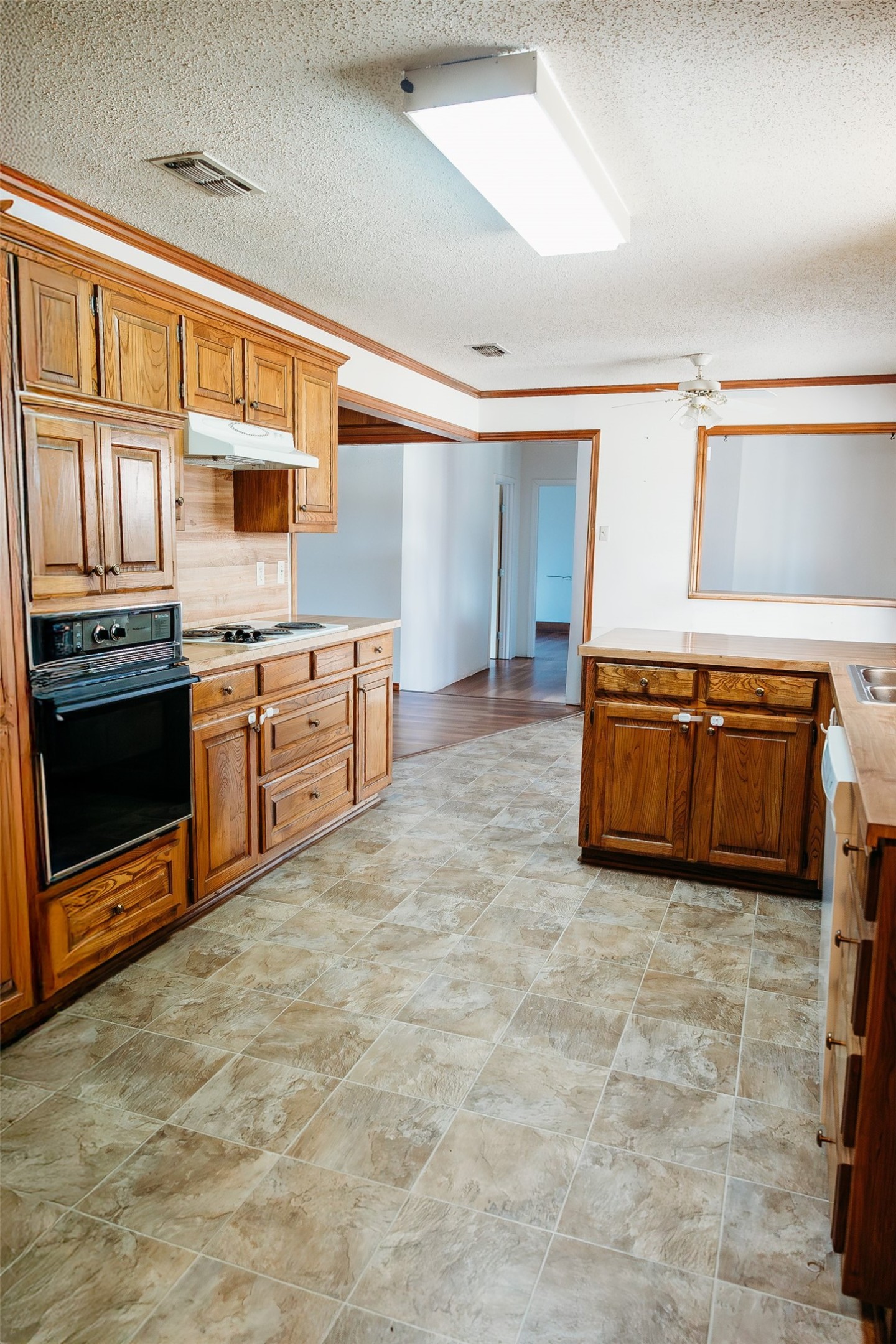 2106 Pecan Street Bonham TX 75418