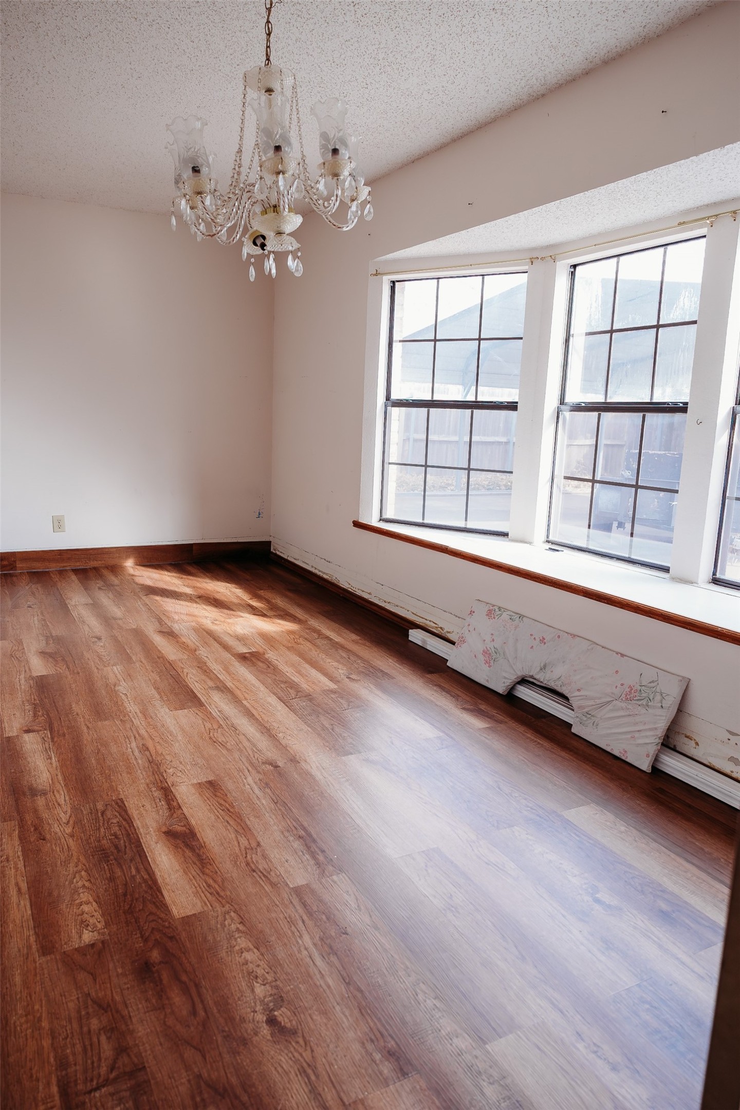 2106 Pecan Street Bonham TX 75418