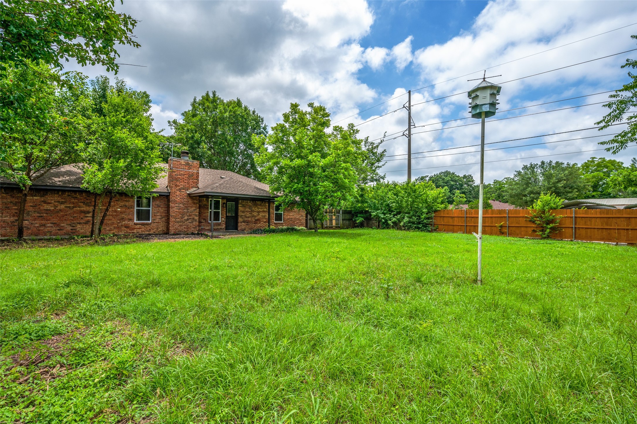 402 Country Meadow Drive Mansfield TX 76063