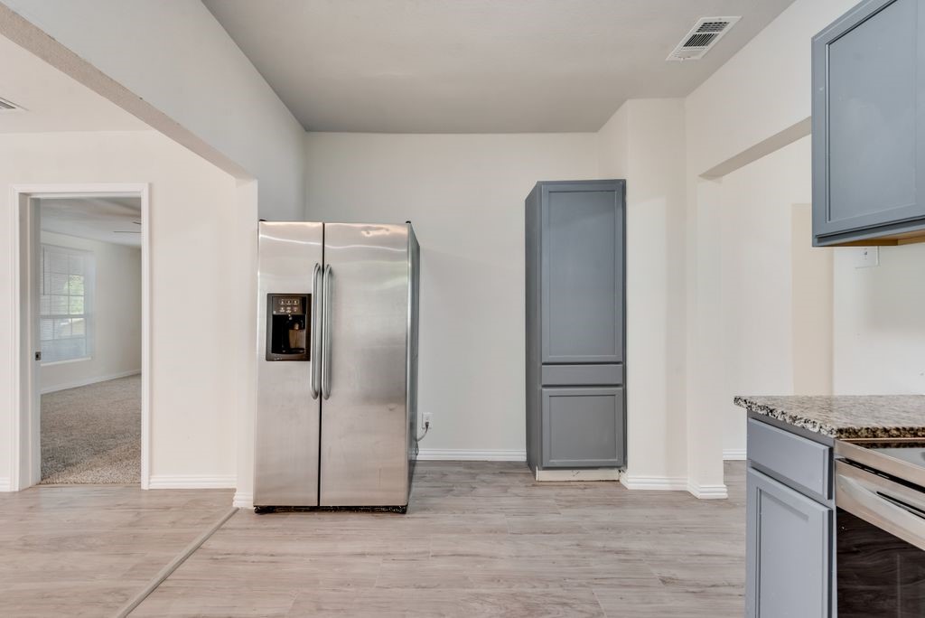 2704 Rosen Avenue Fort Worth TX 76164