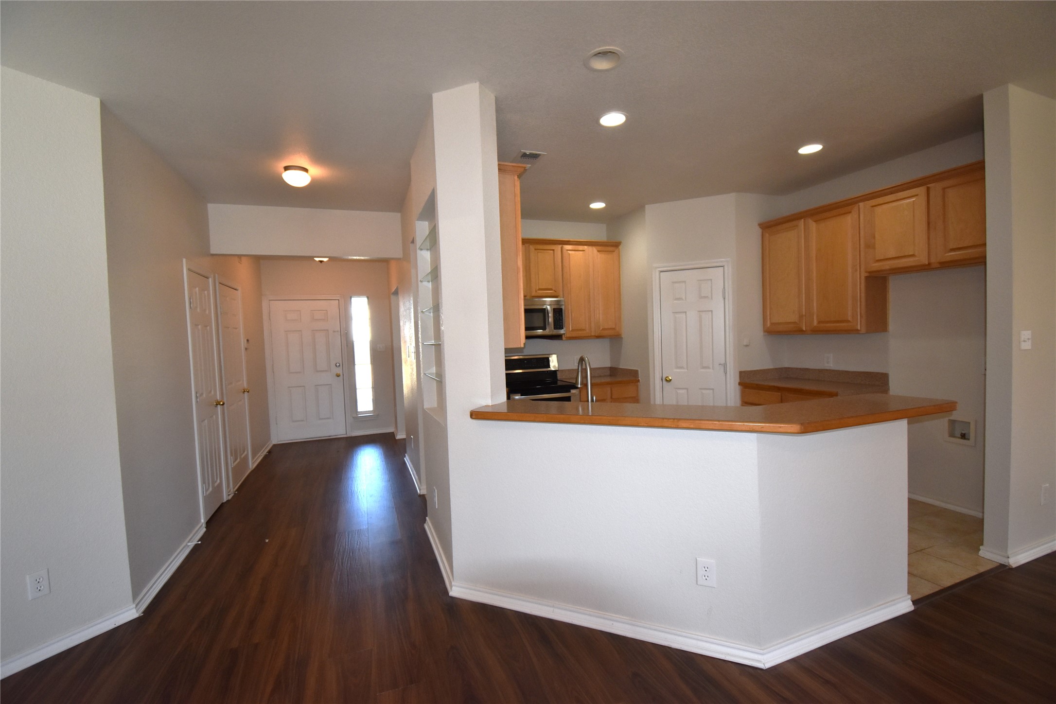 808 Royal Oak Lane Burleson TX 76028