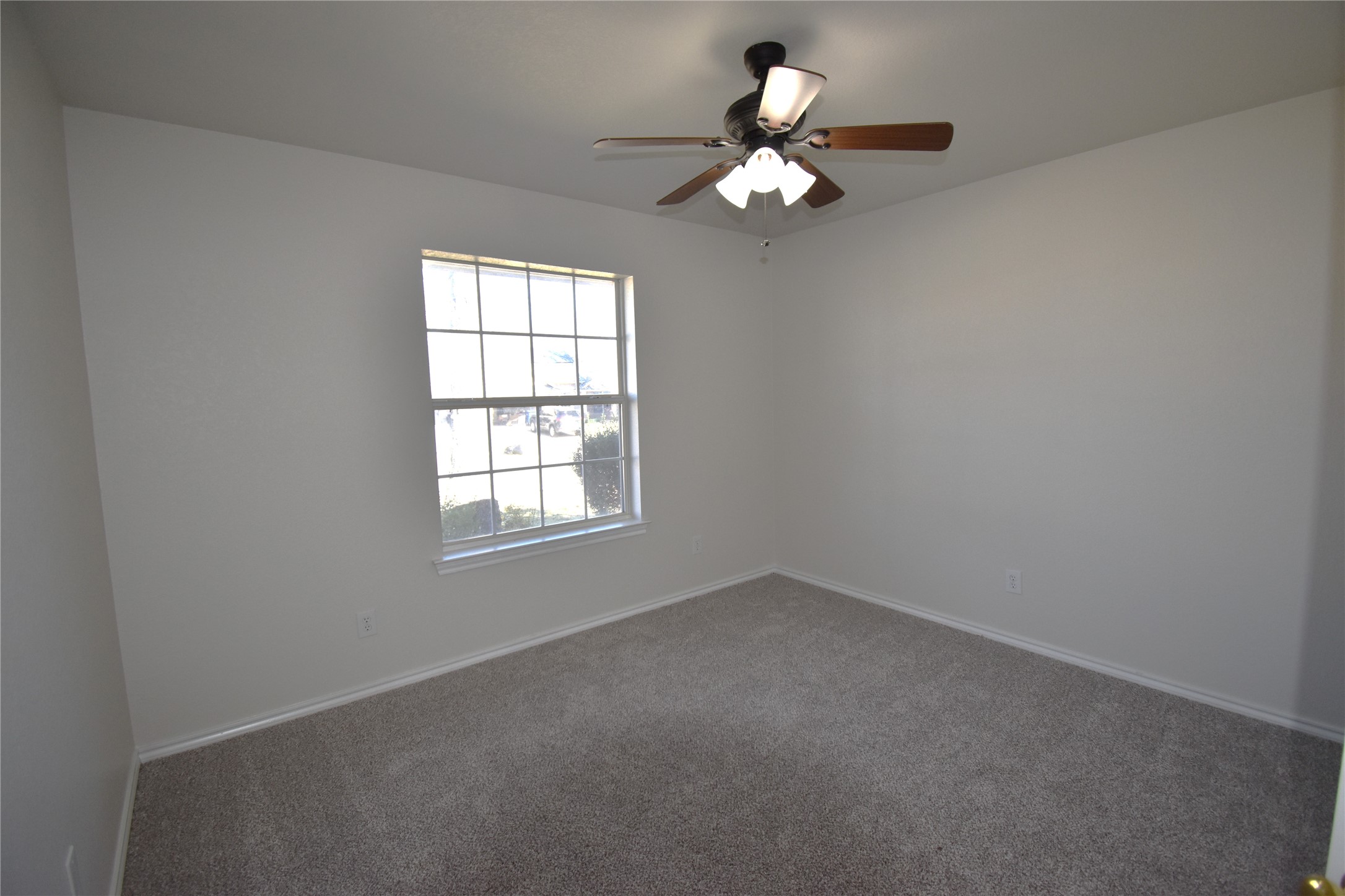 808 Royal Oak Lane Burleson TX 76028