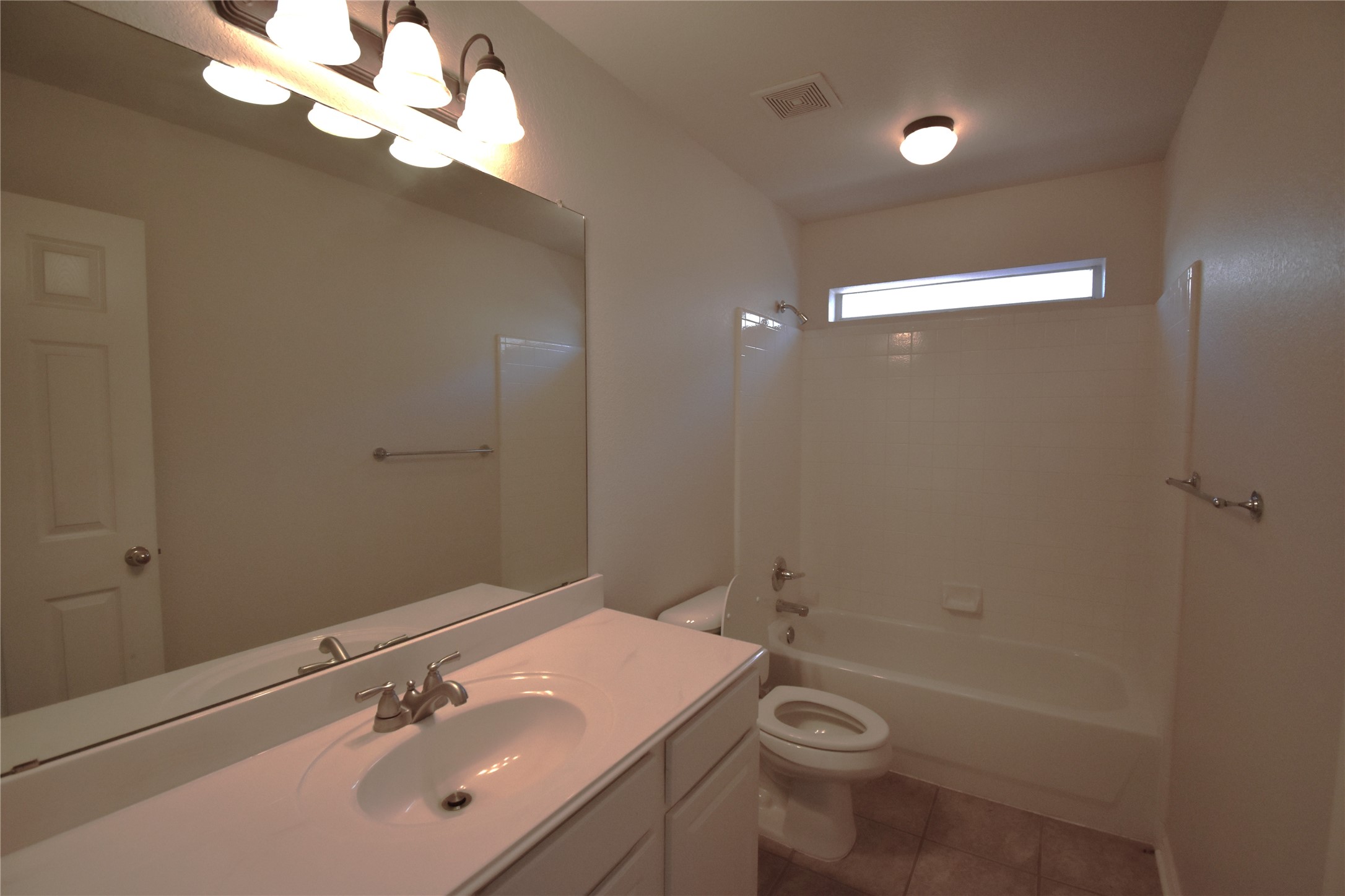 808 Royal Oak Lane Burleson TX 76028