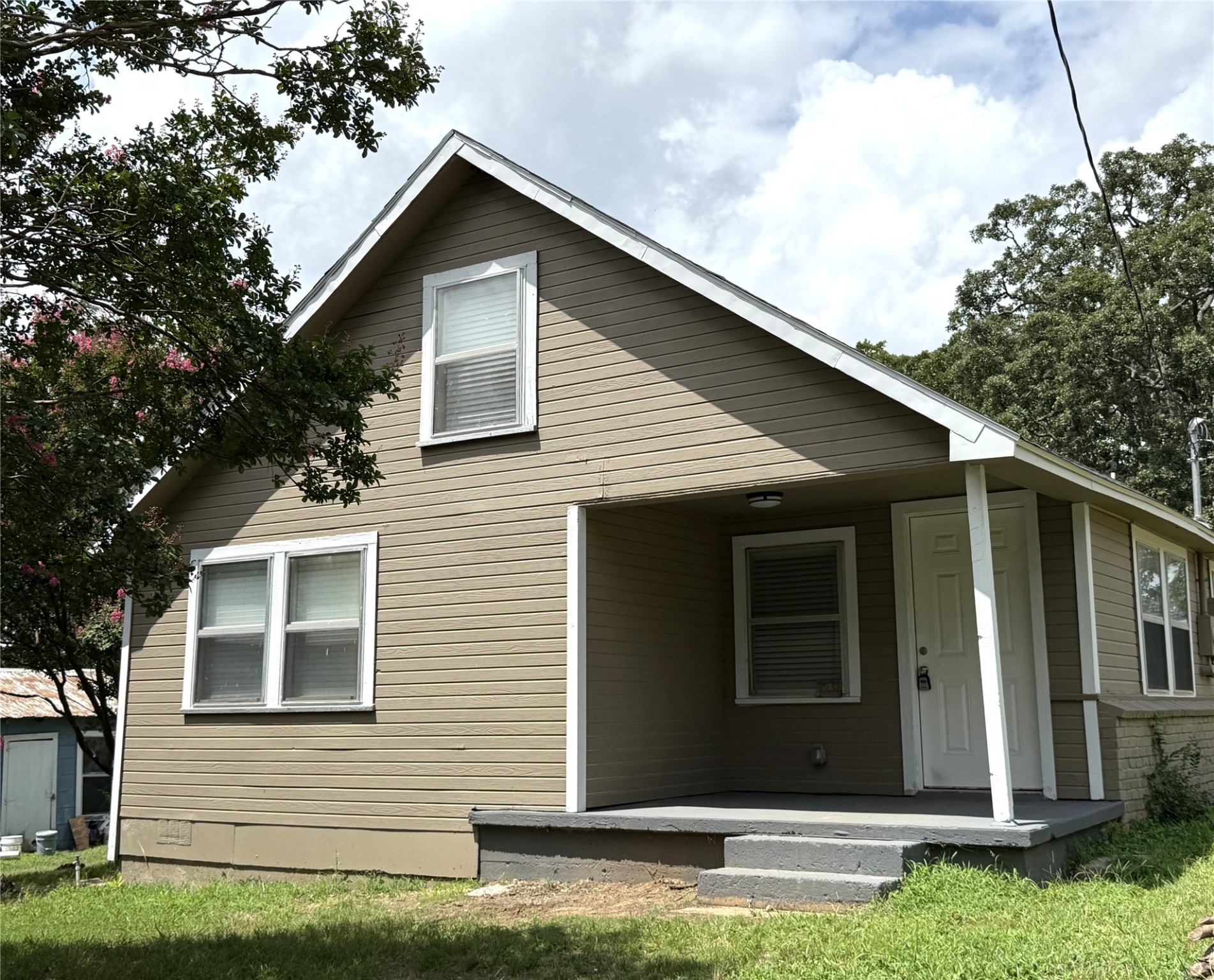 1931 Avenue A Denison TX 75021