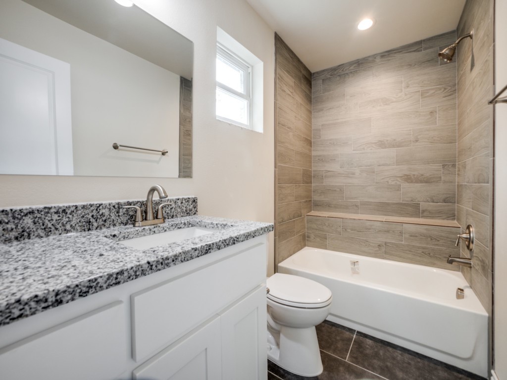 4220 Hamilton Avenue Dallas TX 75210