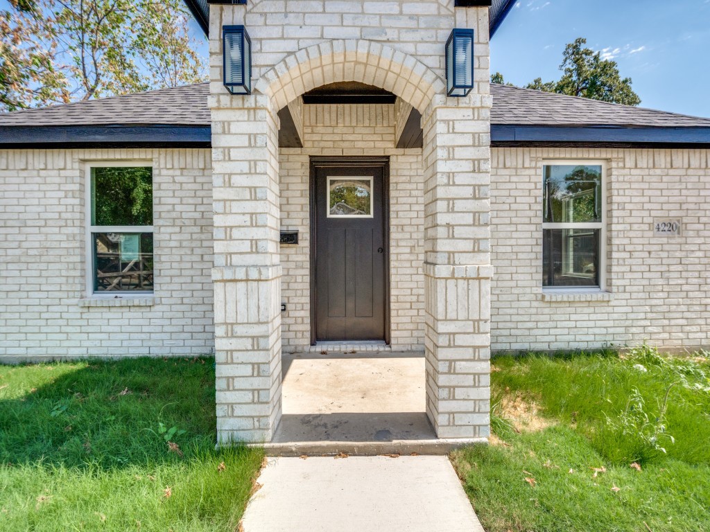 4220 Hamilton Avenue Dallas TX 75210