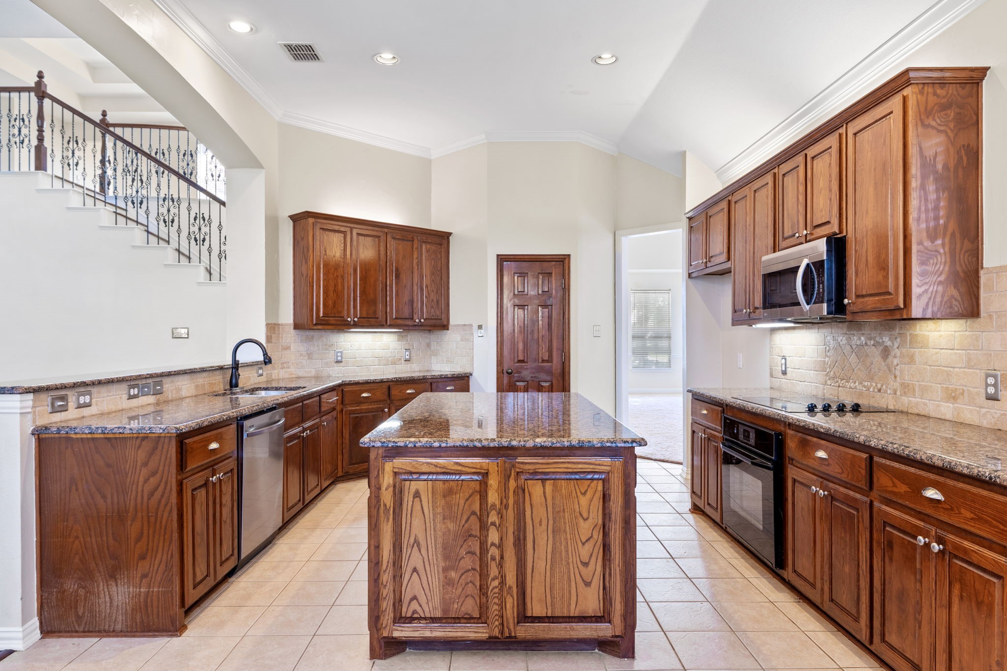 2021 Country Brook Lane Allen TX 75002