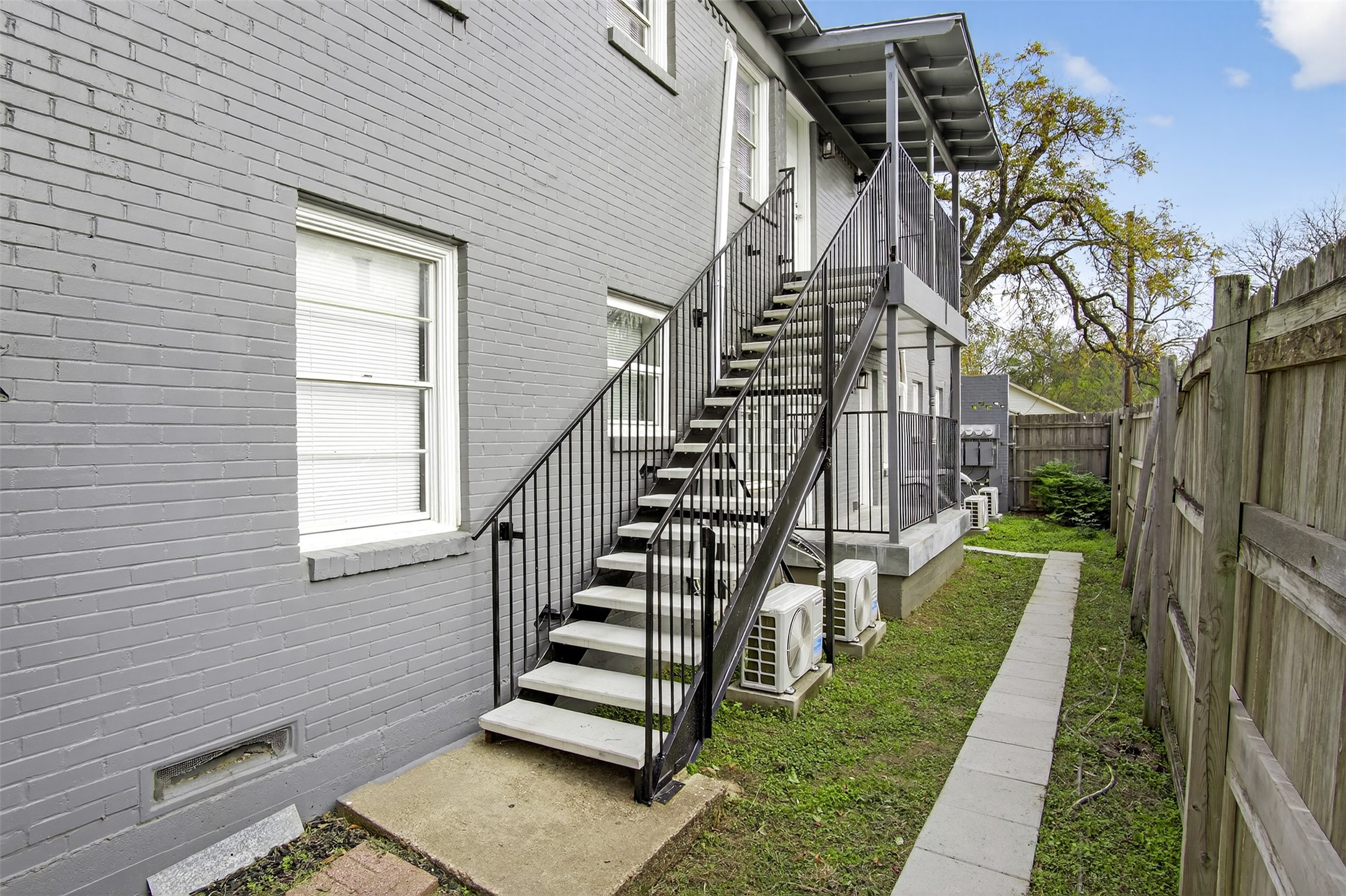 4723 Tremont Street Dallas TX 75246