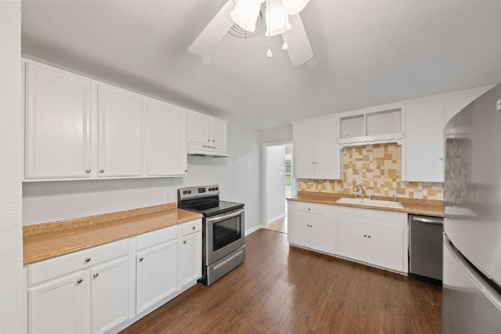 5601 N Schilder Drive River Oaks TX 76114