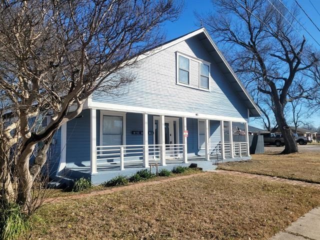 1103 E Moore Avenue Terrell TX 75160