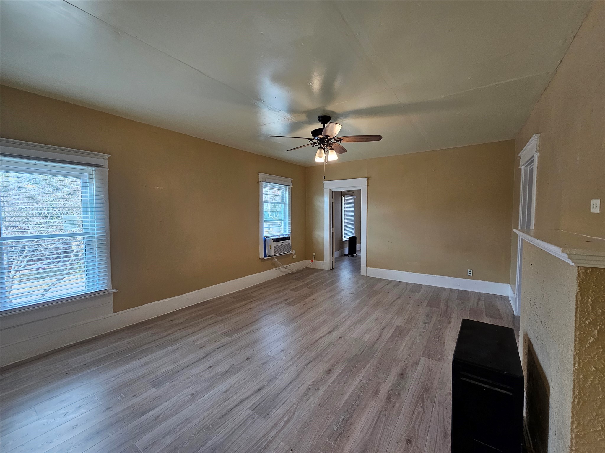 1006 Grandview Avenue Dallas TX 75223