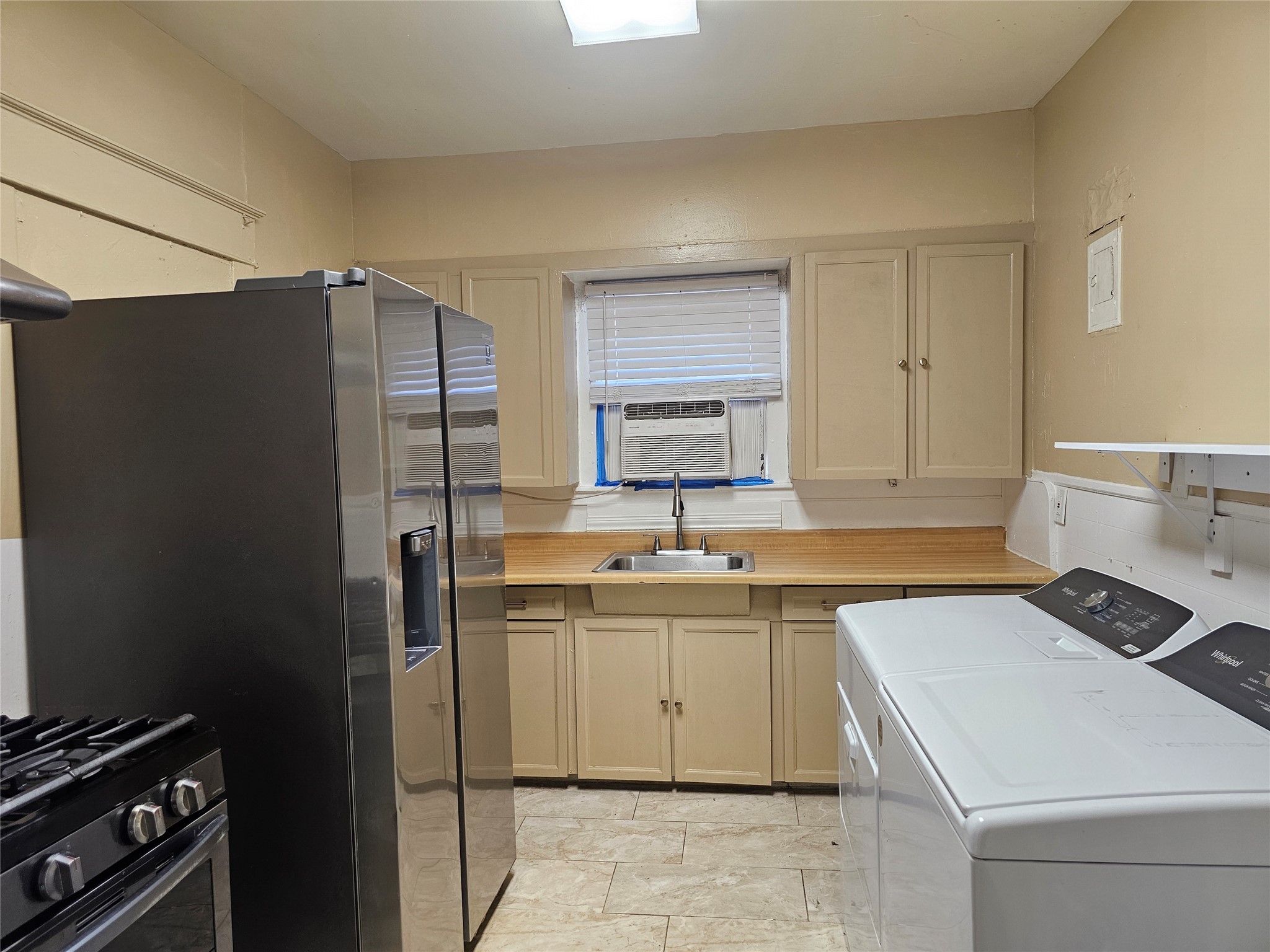 1006 Grandview Avenue Dallas TX 75223