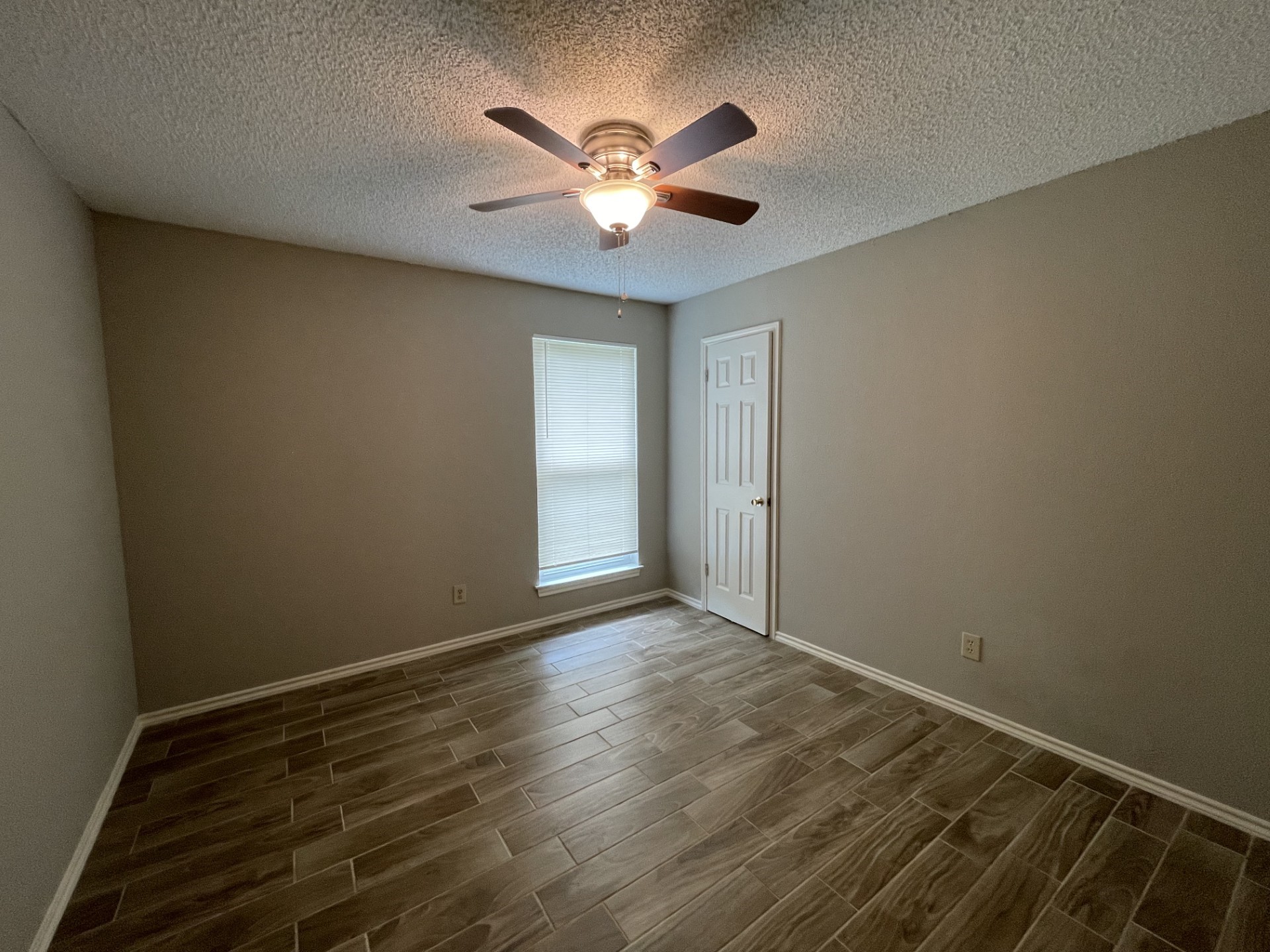 3718 French Wood Drive Arlington TX 76016