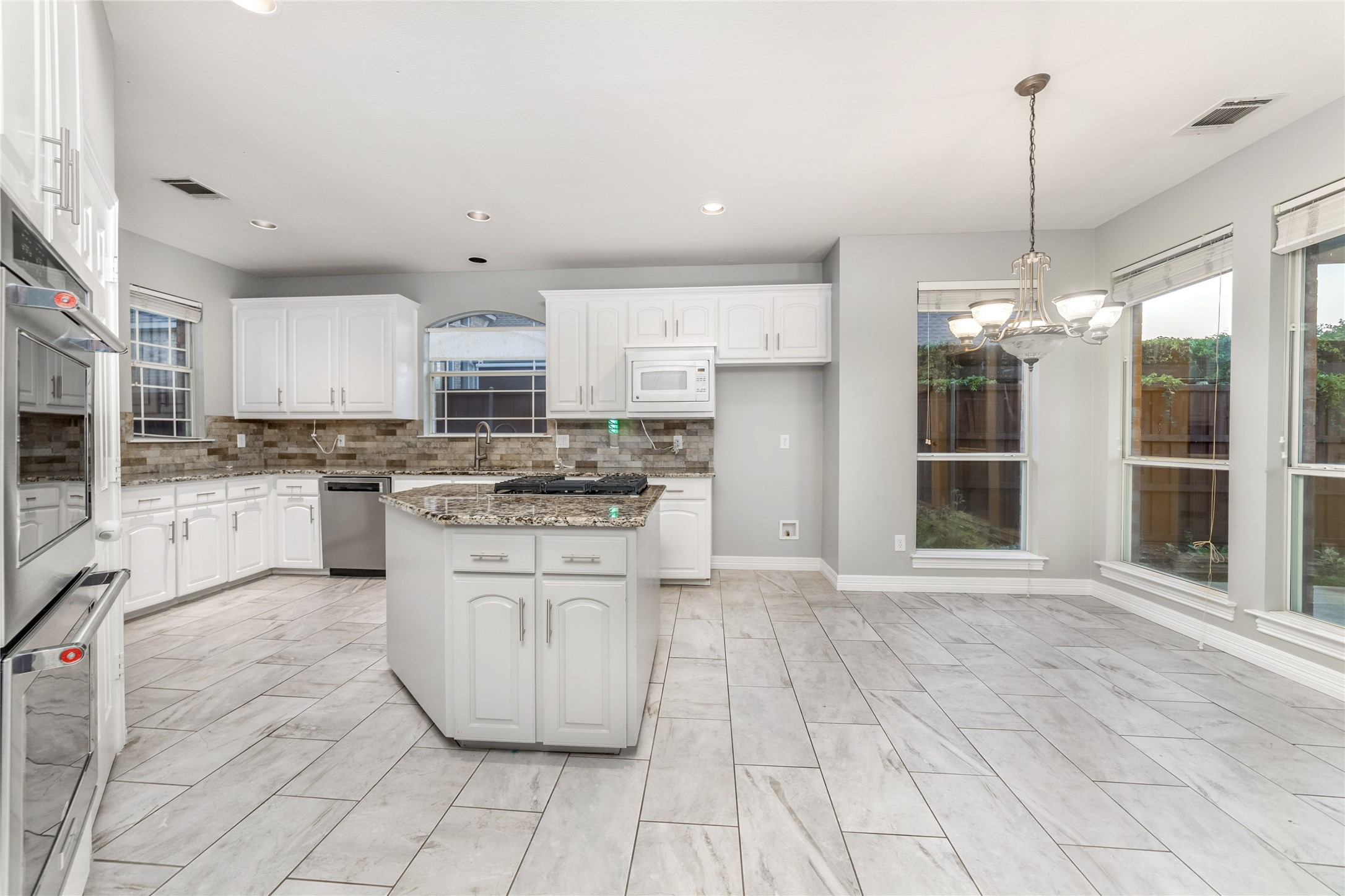 5801 Yeary Road Plano TX 75093