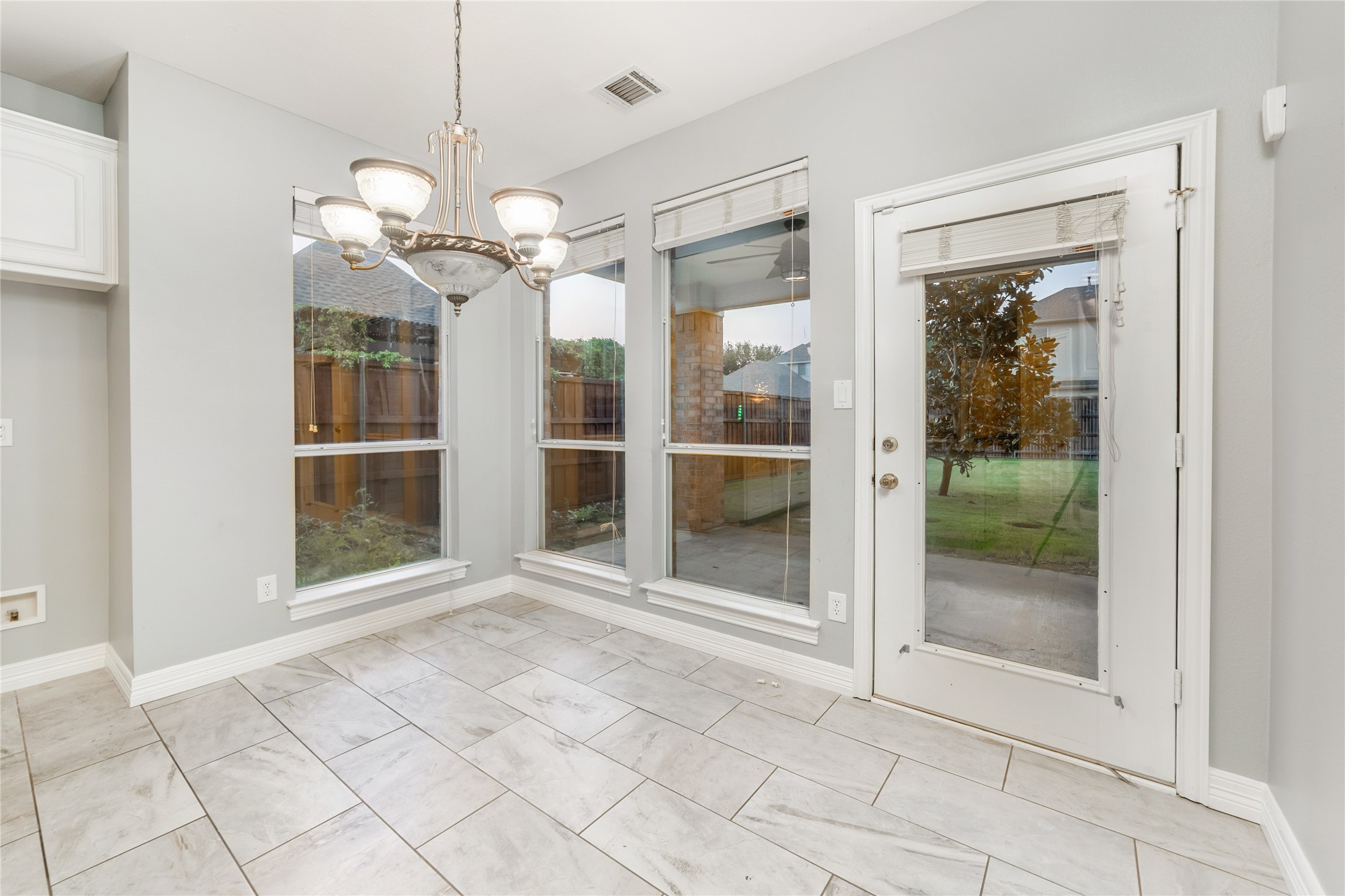 5801 Yeary Road Plano TX 75093