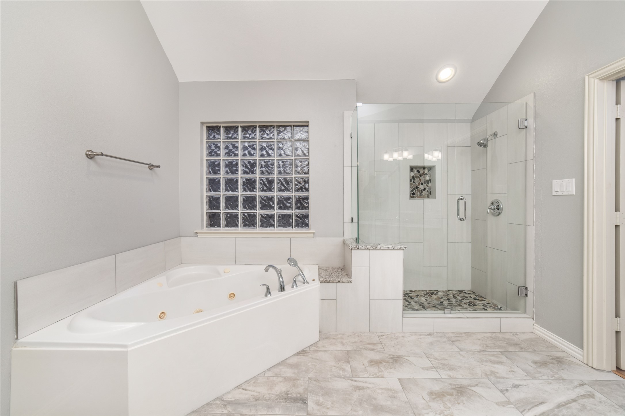 5801 Yeary Road Plano TX 75093