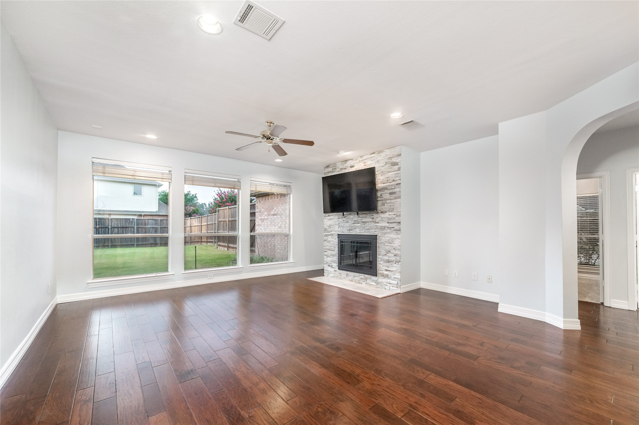 5801 Yeary Road Plano TX 75093
