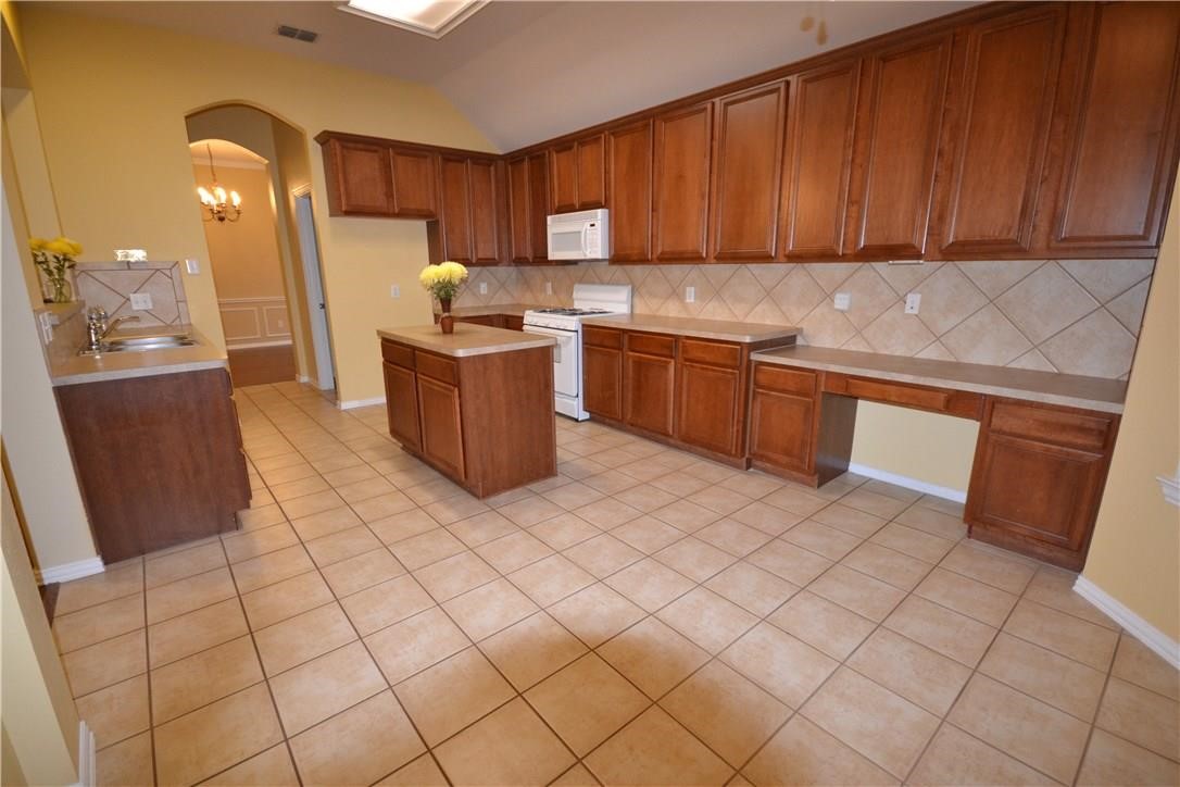9021 Georgetown Place Fort Worth TX 76244