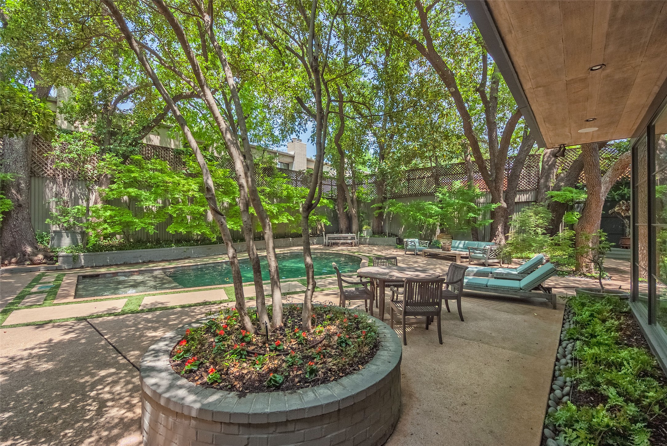 3610 Congress Avenue Dallas TX 75219
