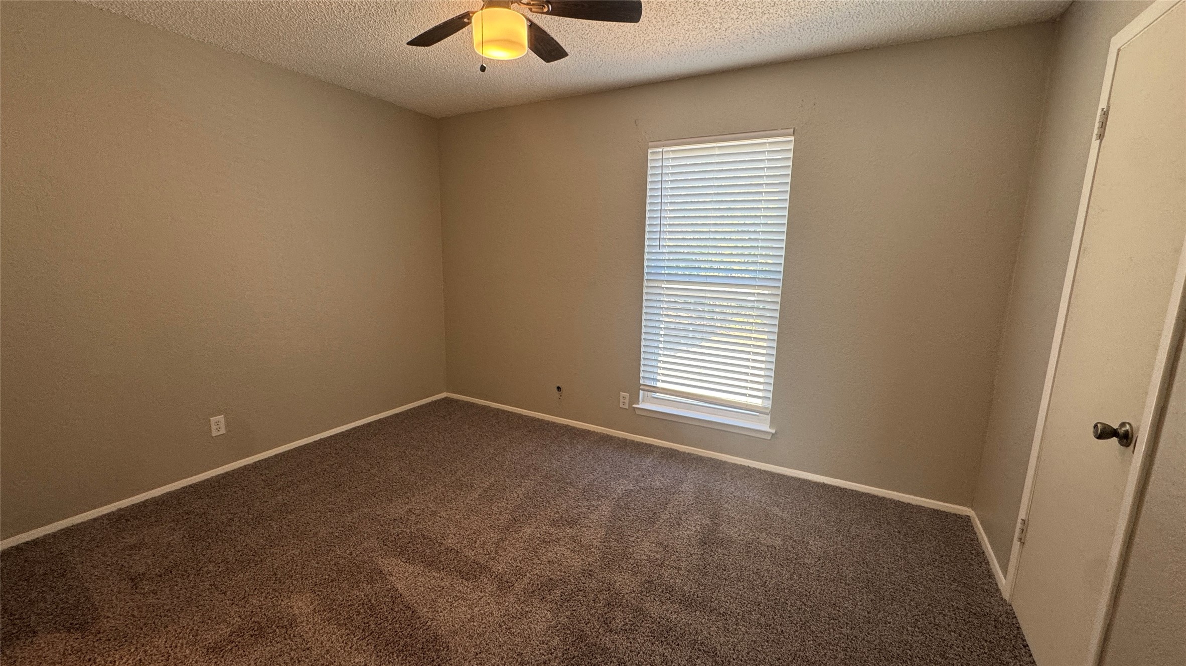 3813 Coates Circle Benbrook TX 76116
