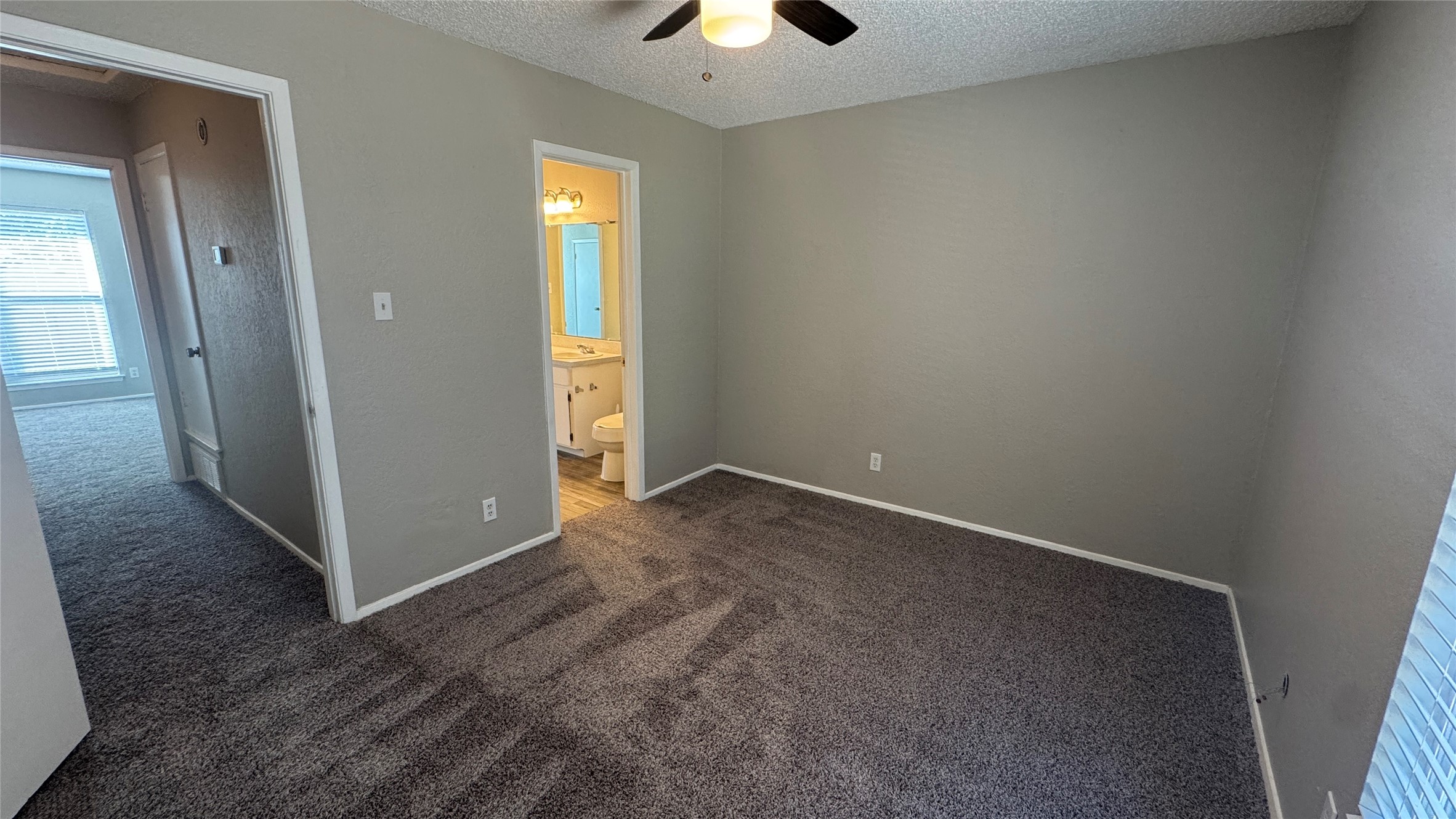 3813 Coates Circle Benbrook TX 76116