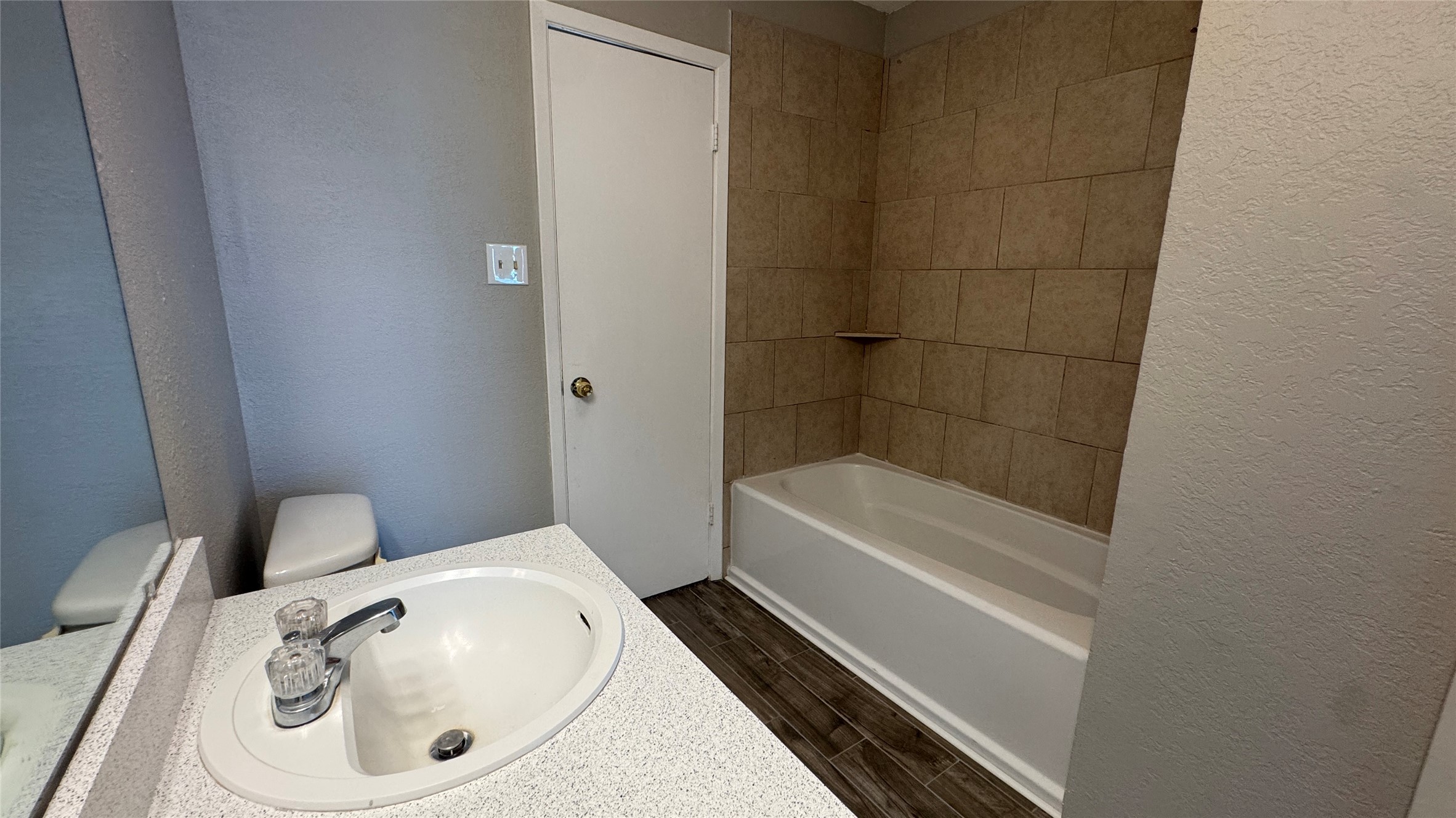 3813 Coates Circle Benbrook TX 76116