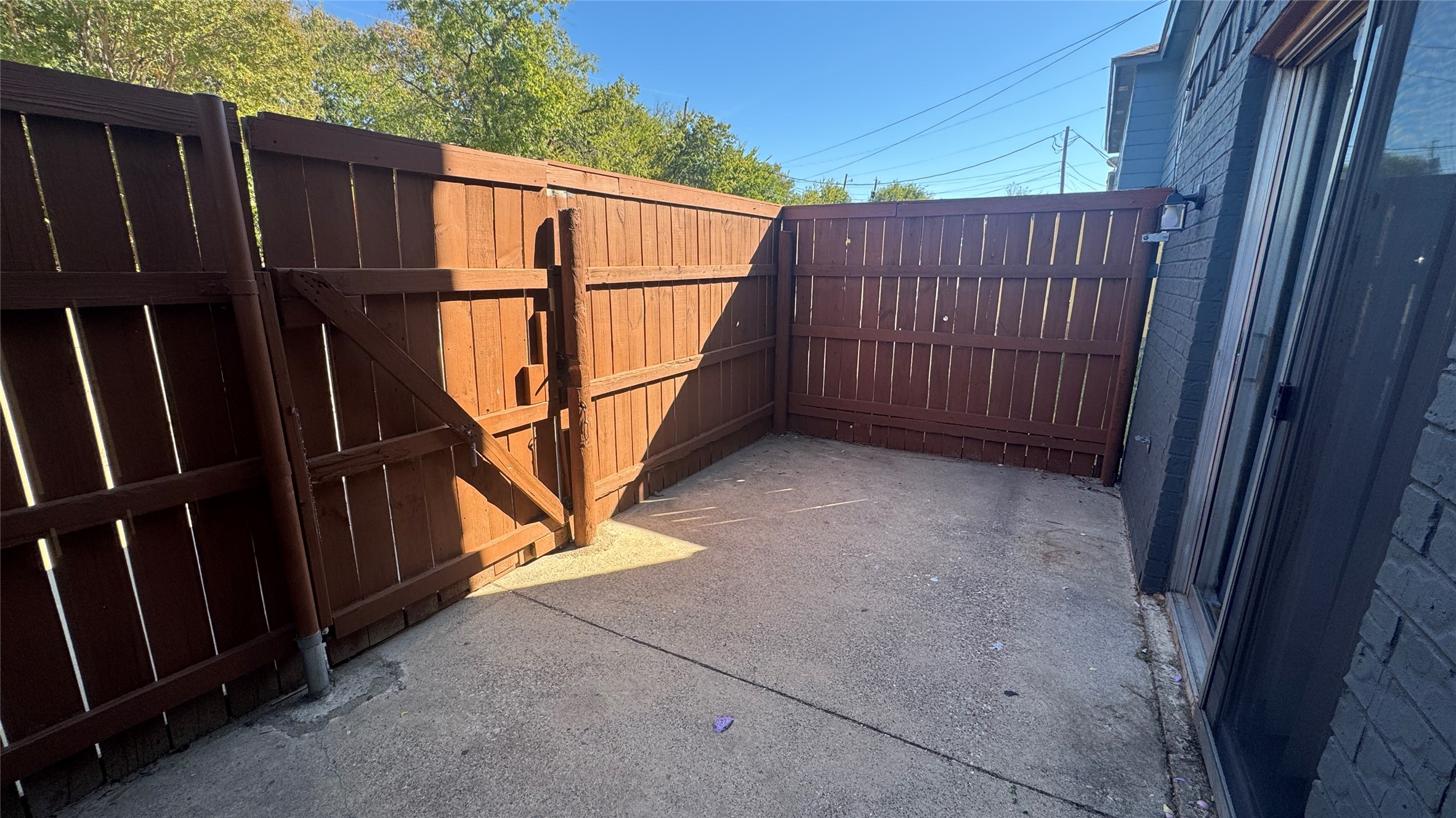 3813 Coates Circle Benbrook TX 76116
