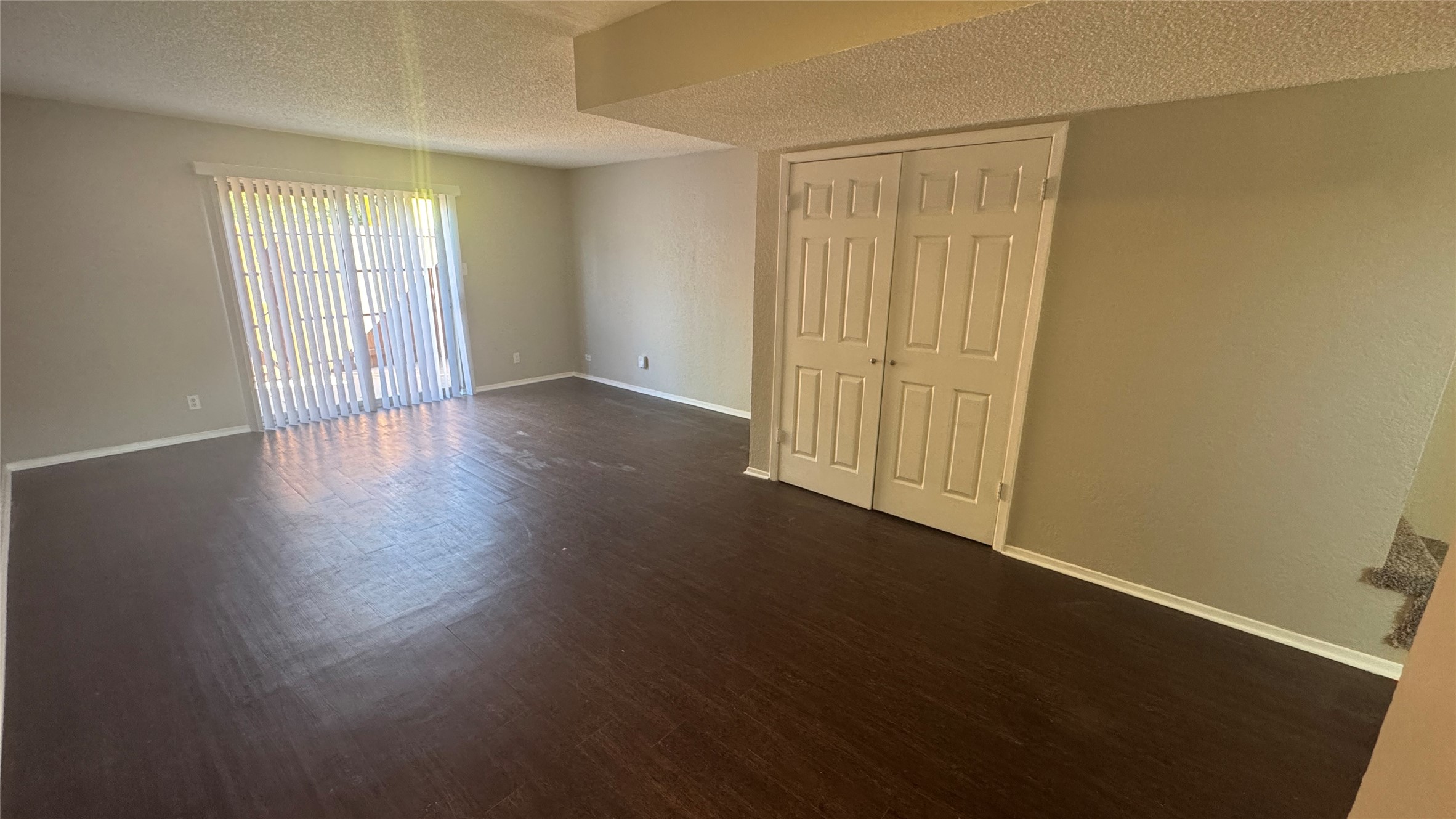 3813 Coates Circle Benbrook TX 76116