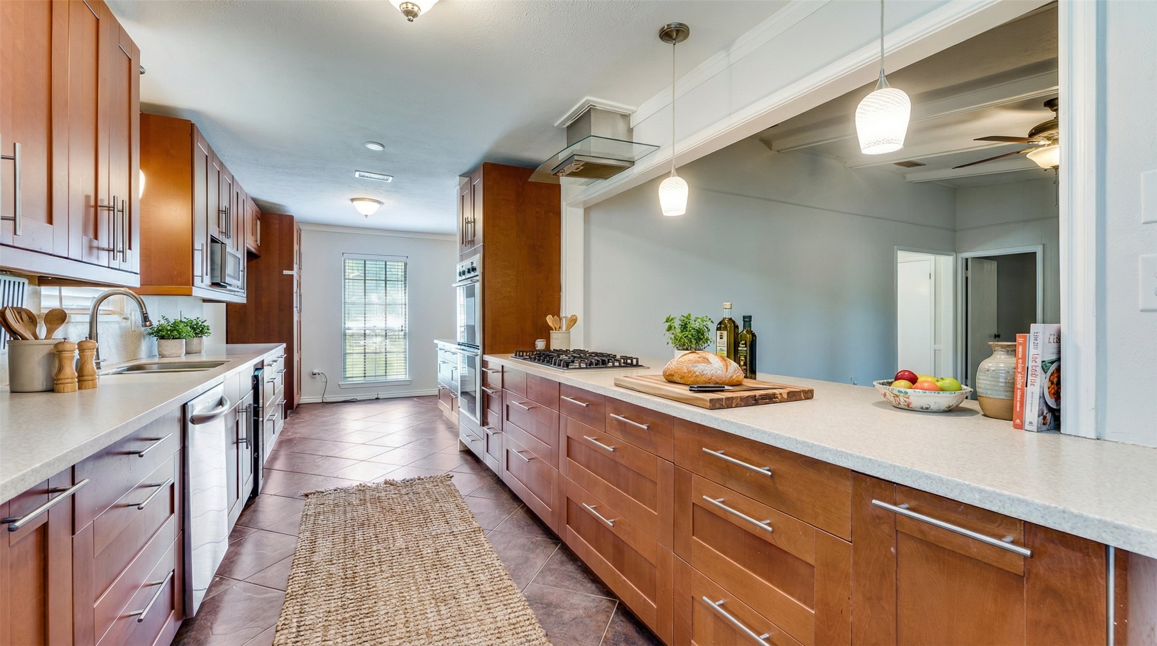 3227 Rolling Knoll Drive Farmers Branch TX 75234