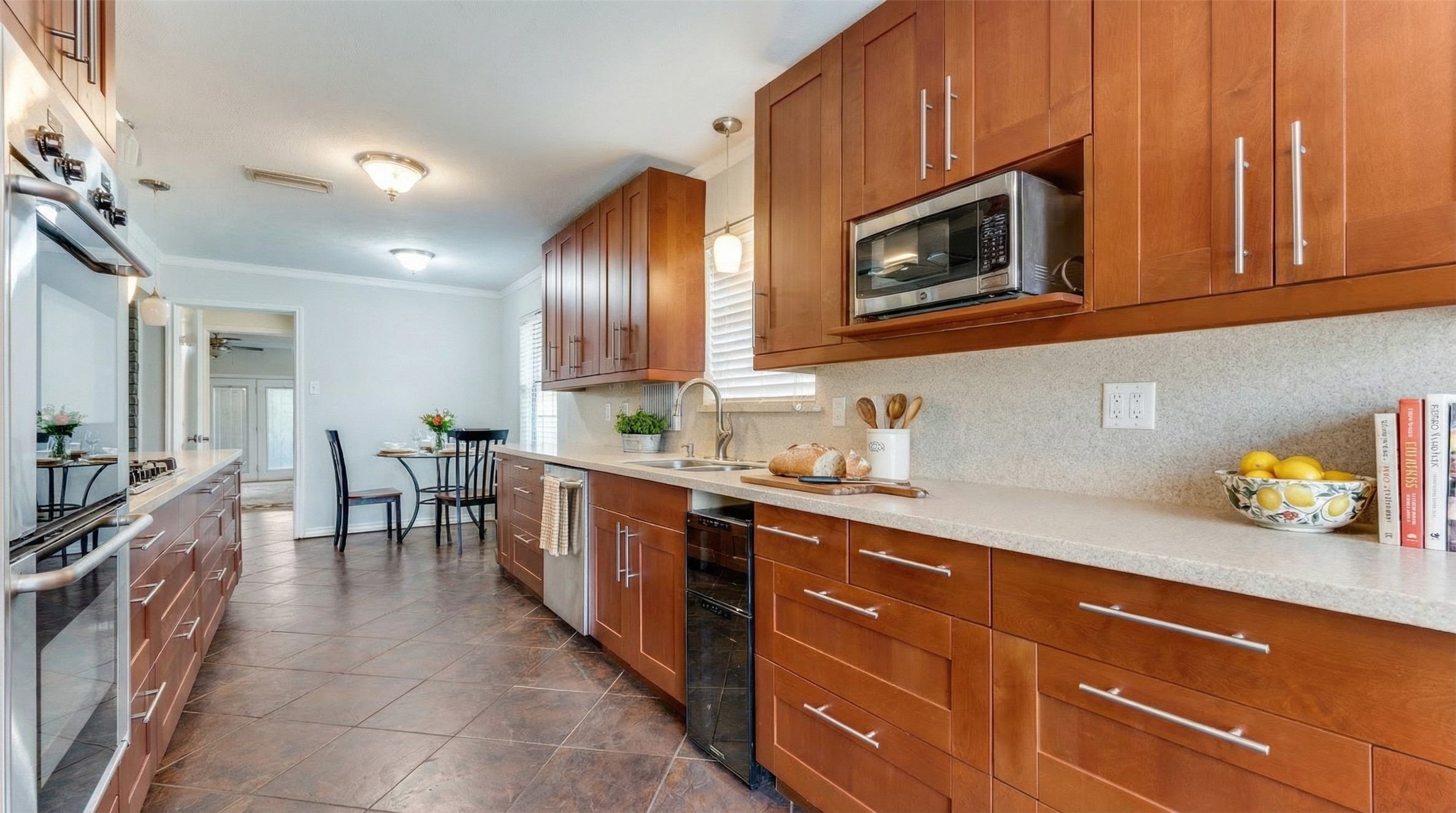 3227 Rolling Knoll Drive Farmers Branch TX 75234