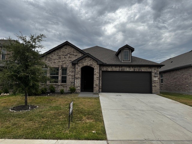 1613 Pine Valley Drive Fort Worth TX 76052