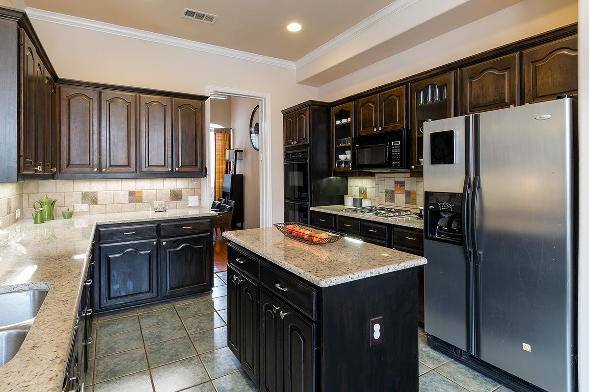 7712 Brookview Court Irving TX 75063