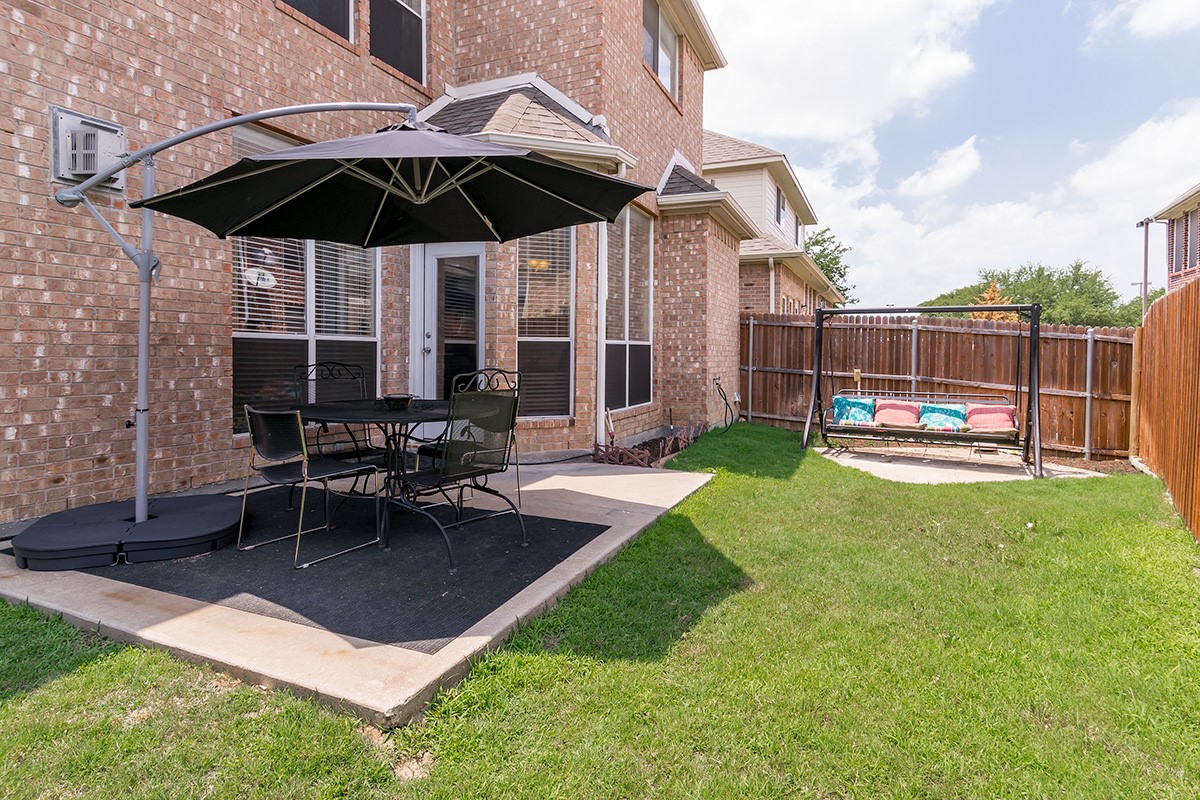 7712 Brookview Court Irving TX 75063