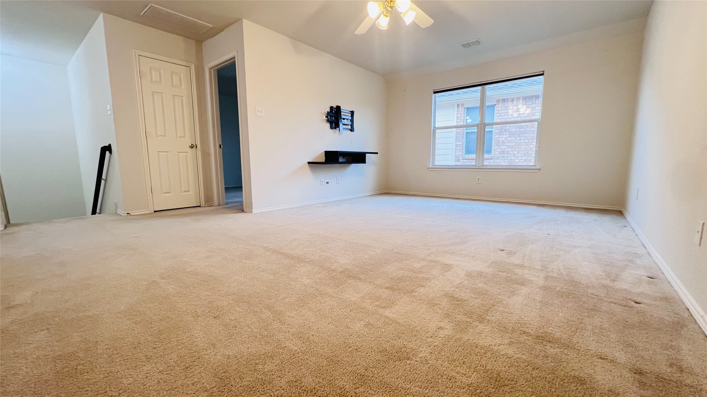 818 Green Pond Drive Garland TX 75040