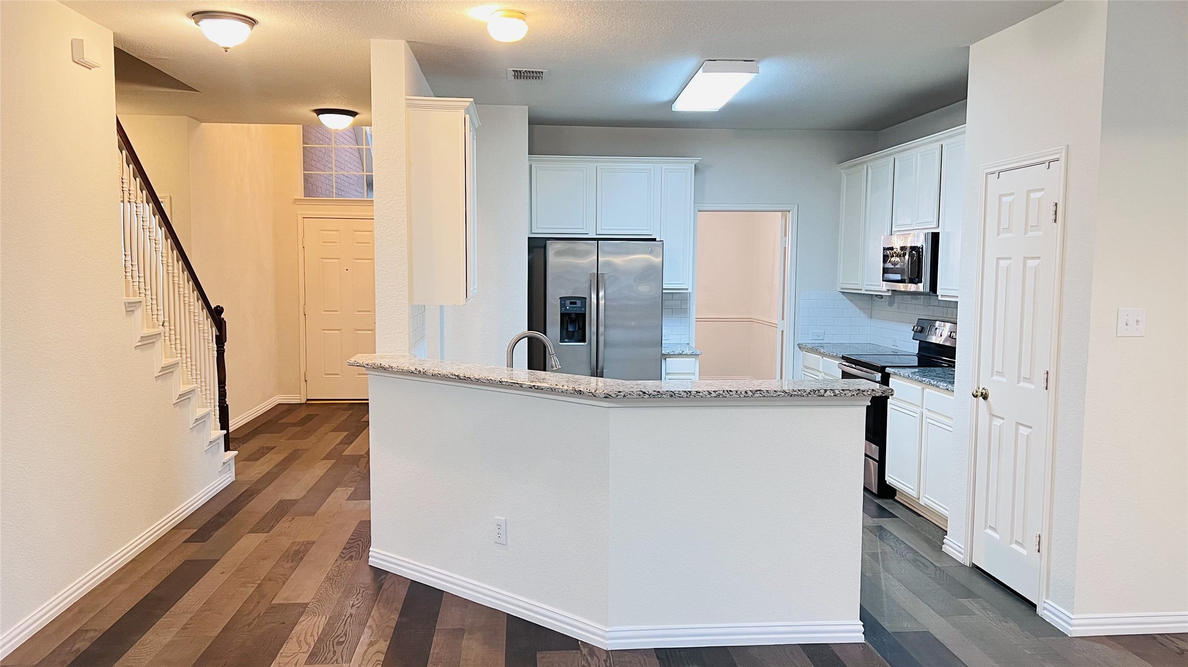 818 Green Pond Drive Garland TX 75040