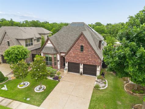 8212 Oakwood Plano TX 75024
