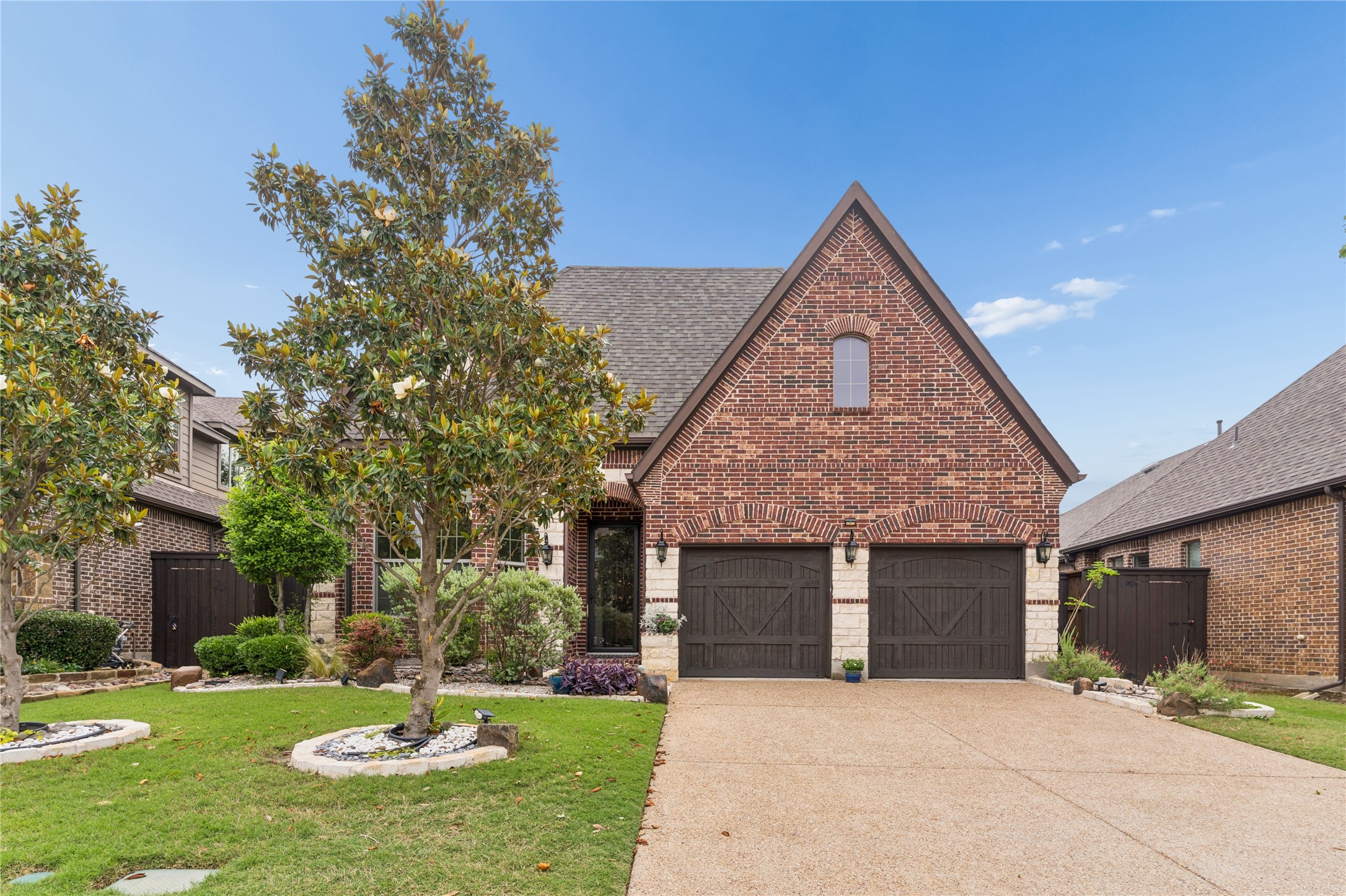 8212 Oakwood Plano TX 75024
