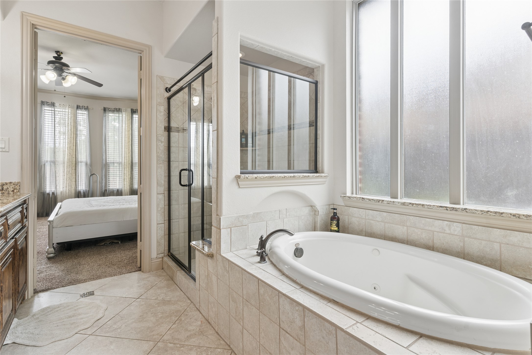 8212 Oakwood Plano TX 75024