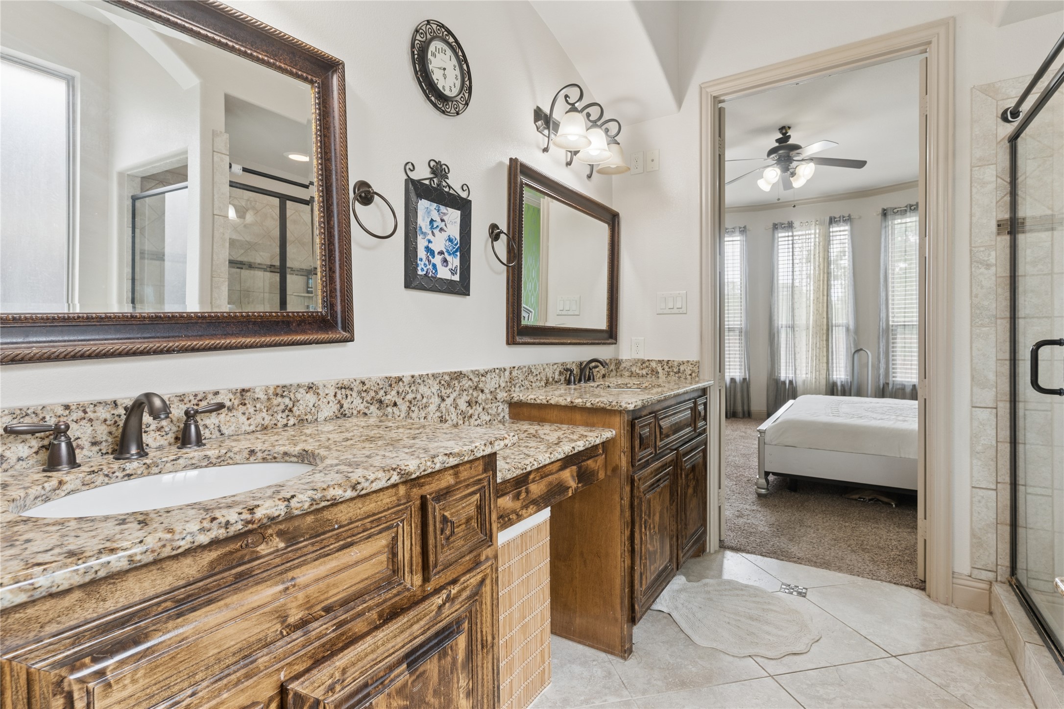 8212 Oakwood Plano TX 75024