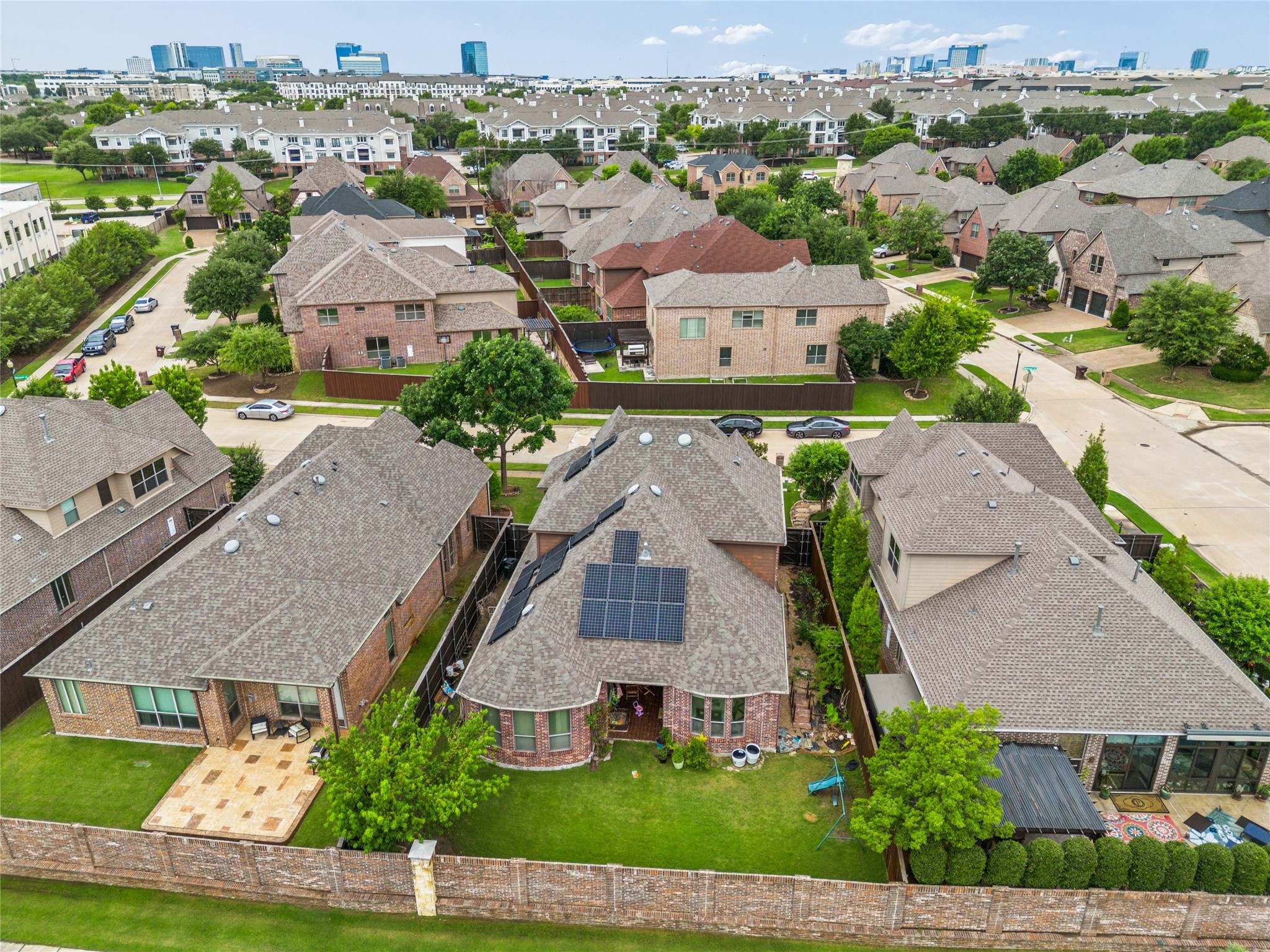 8212 Oakwood Plano TX 75024