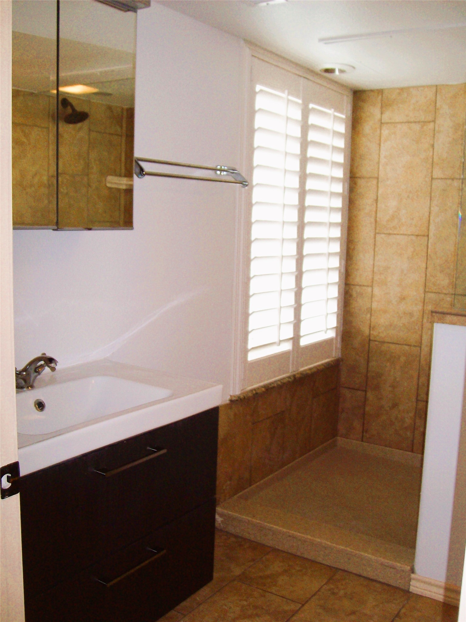 118 S Main Street Leonard TX 75452
