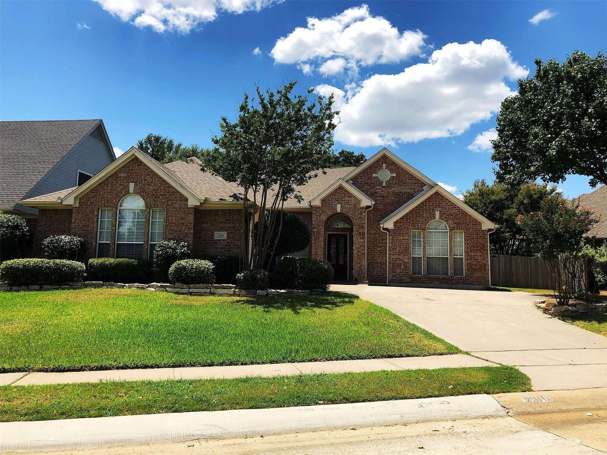 2016 Vintage Circle Corinth TX 76210