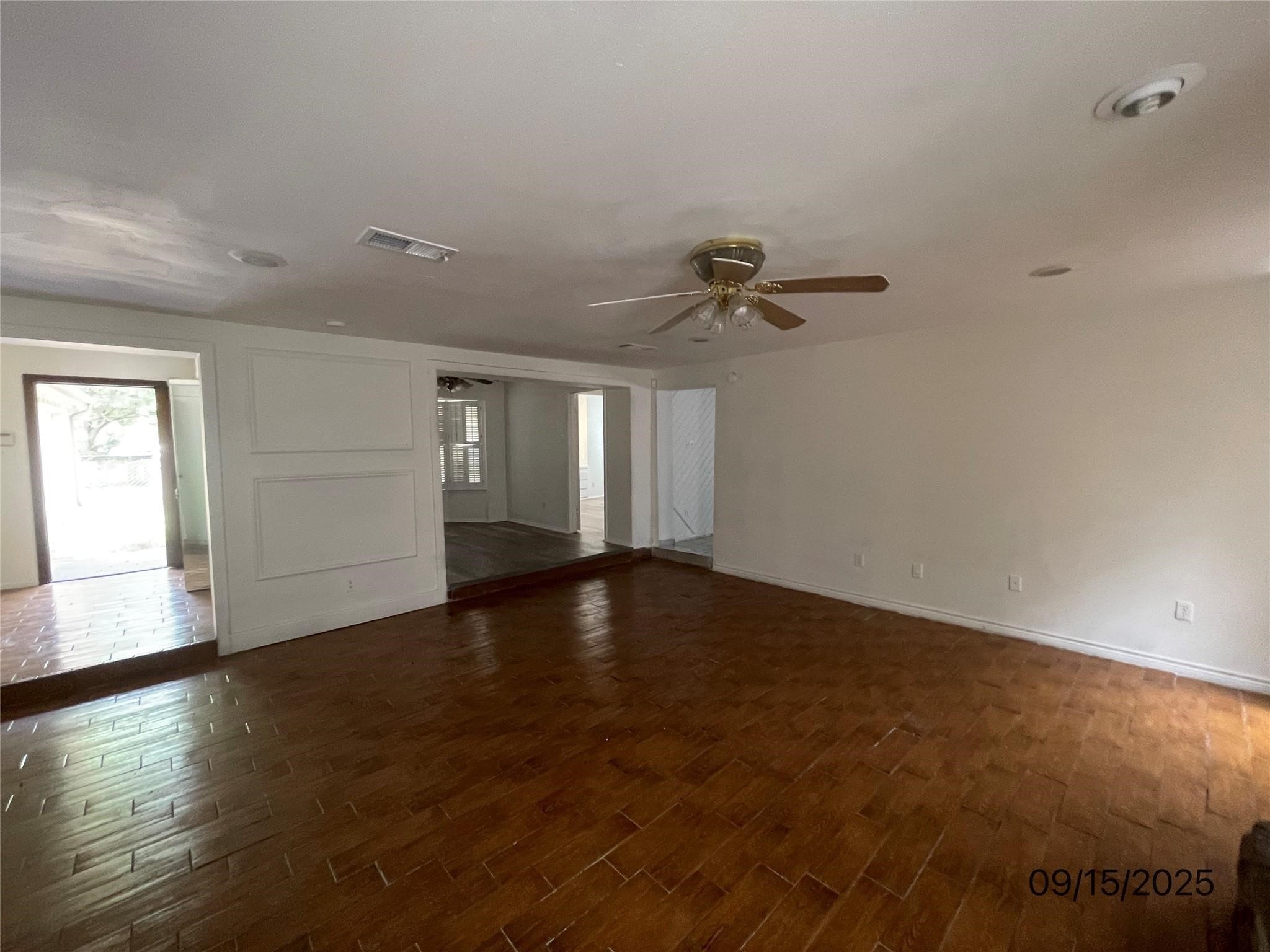 2620 Roberts Cut Off Sansom Park TX 76114