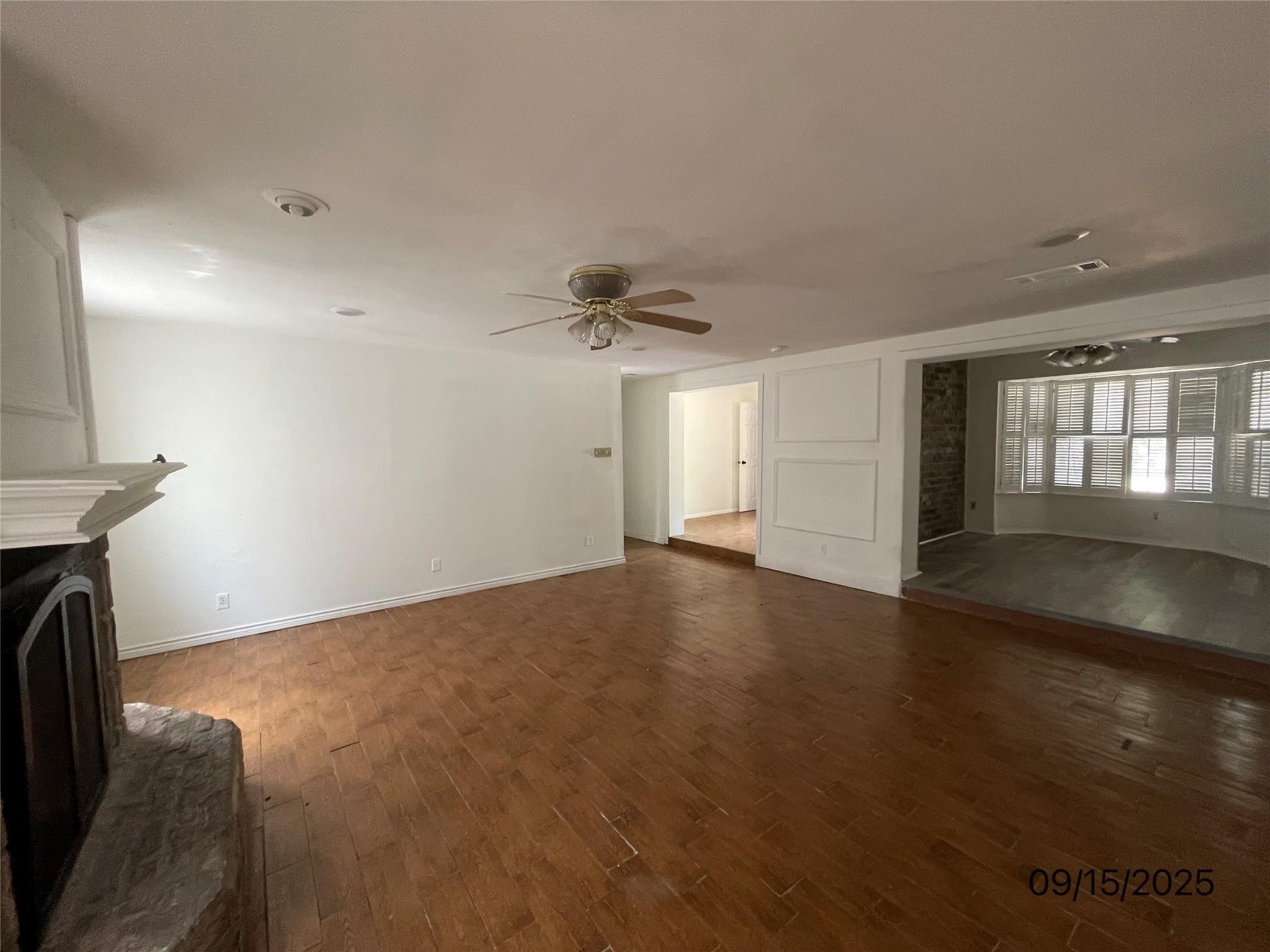 2620 Roberts Cut Off Sansom Park TX 76114