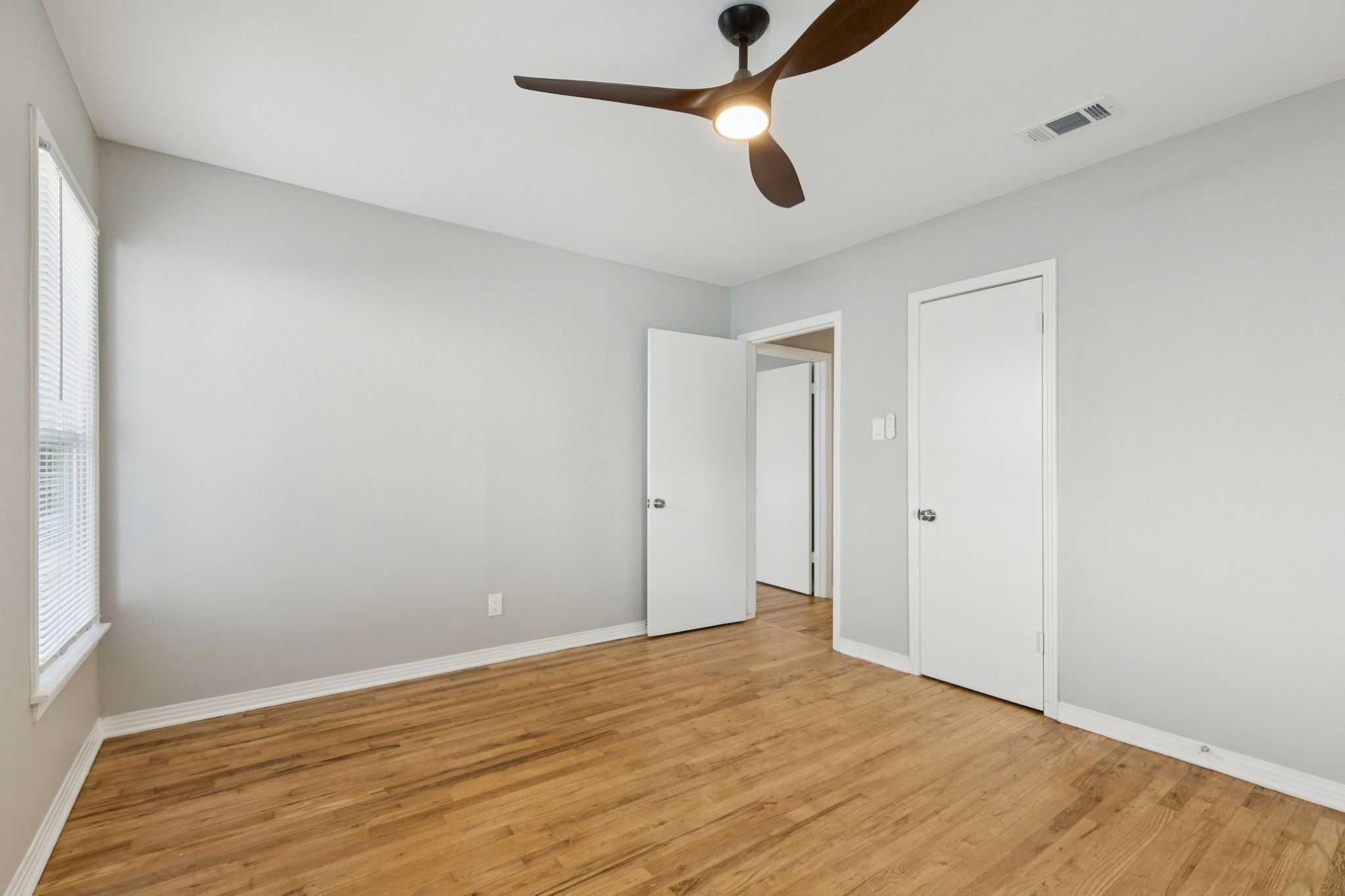 3223 Cherrywood Avenue Dallas TX 75235