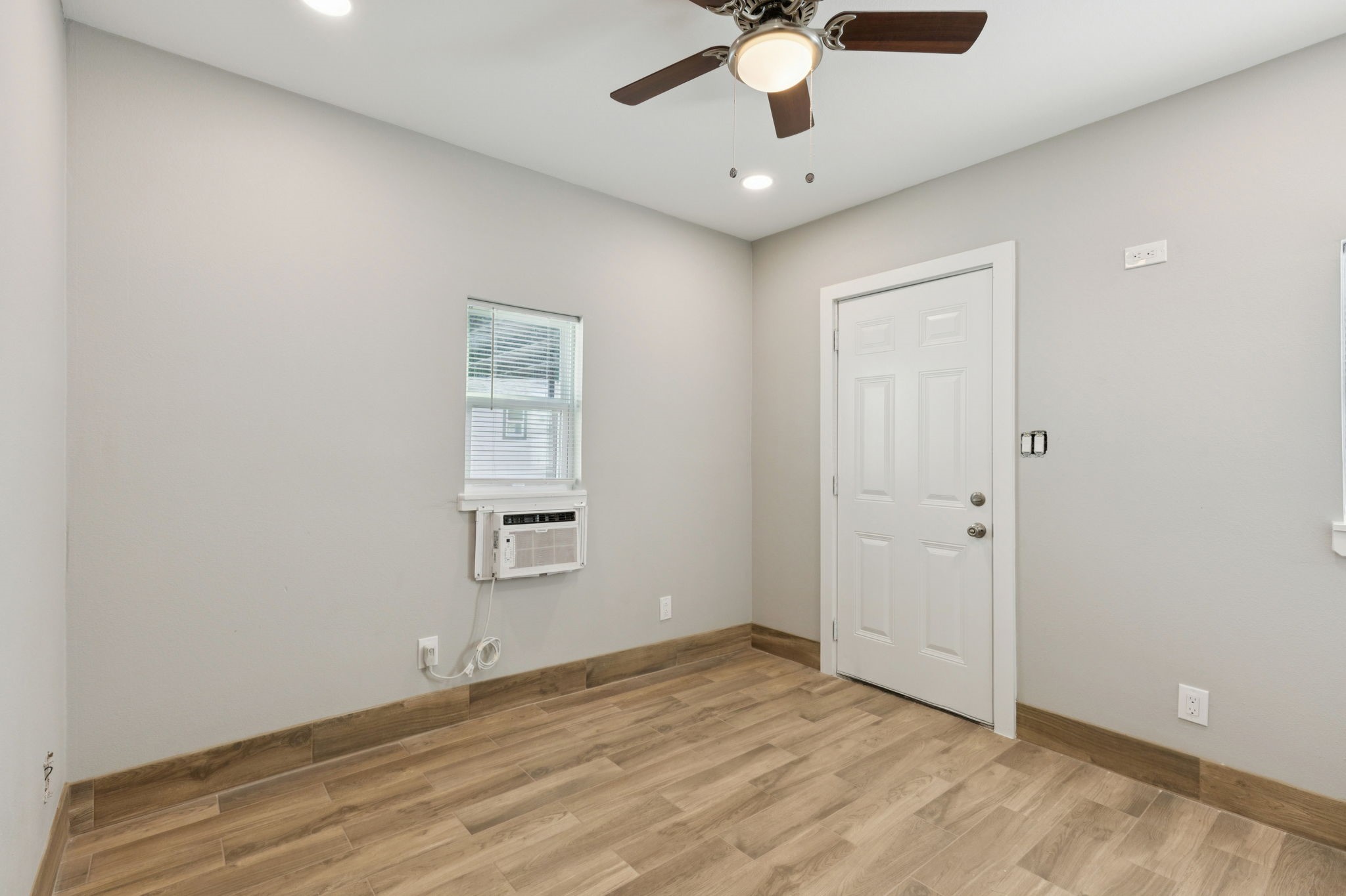 3223 Cherrywood Avenue Dallas TX 75235