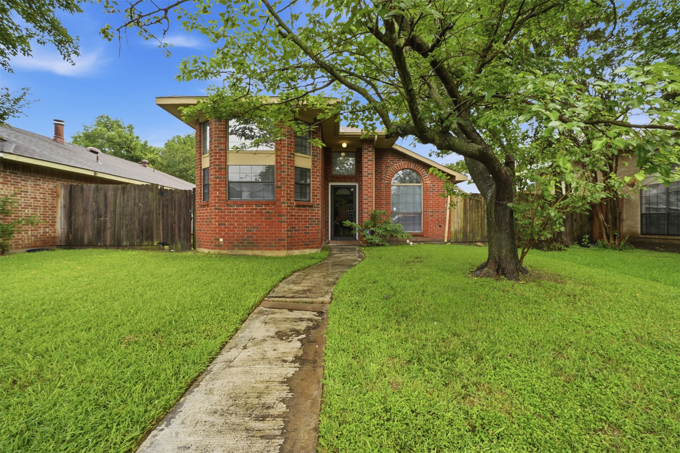 2540 Winter Oak Street Dallas TX 75227
